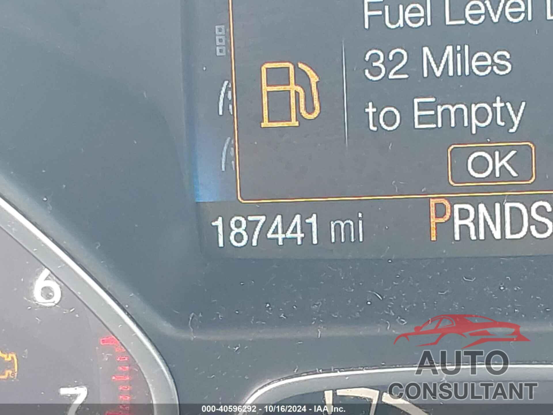 FORD ESCAPE 2018 - 1FMCU0F77JUA54861