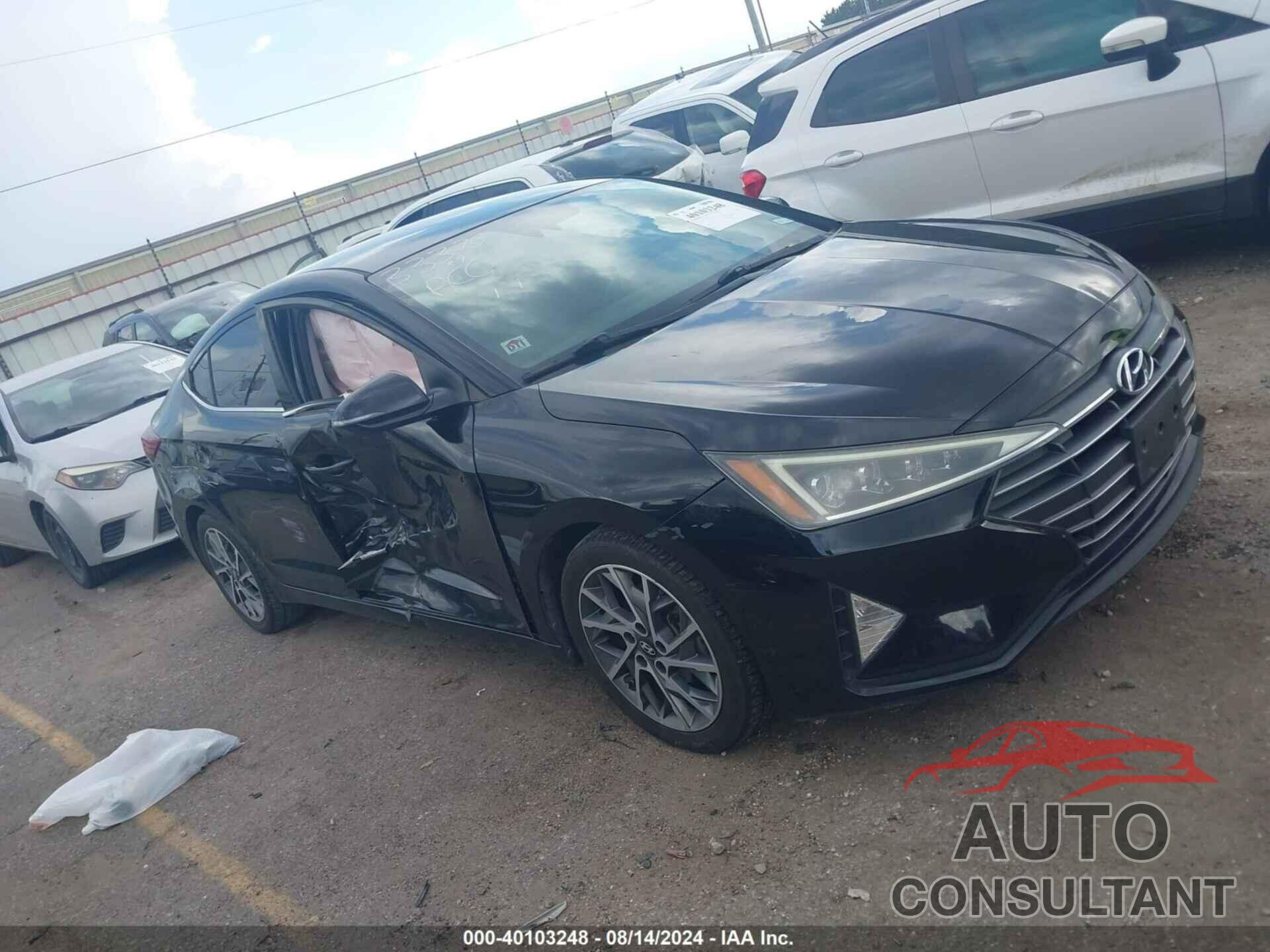 HYUNDAI ELANTRA 2019 - KMHD84LF9KU790455