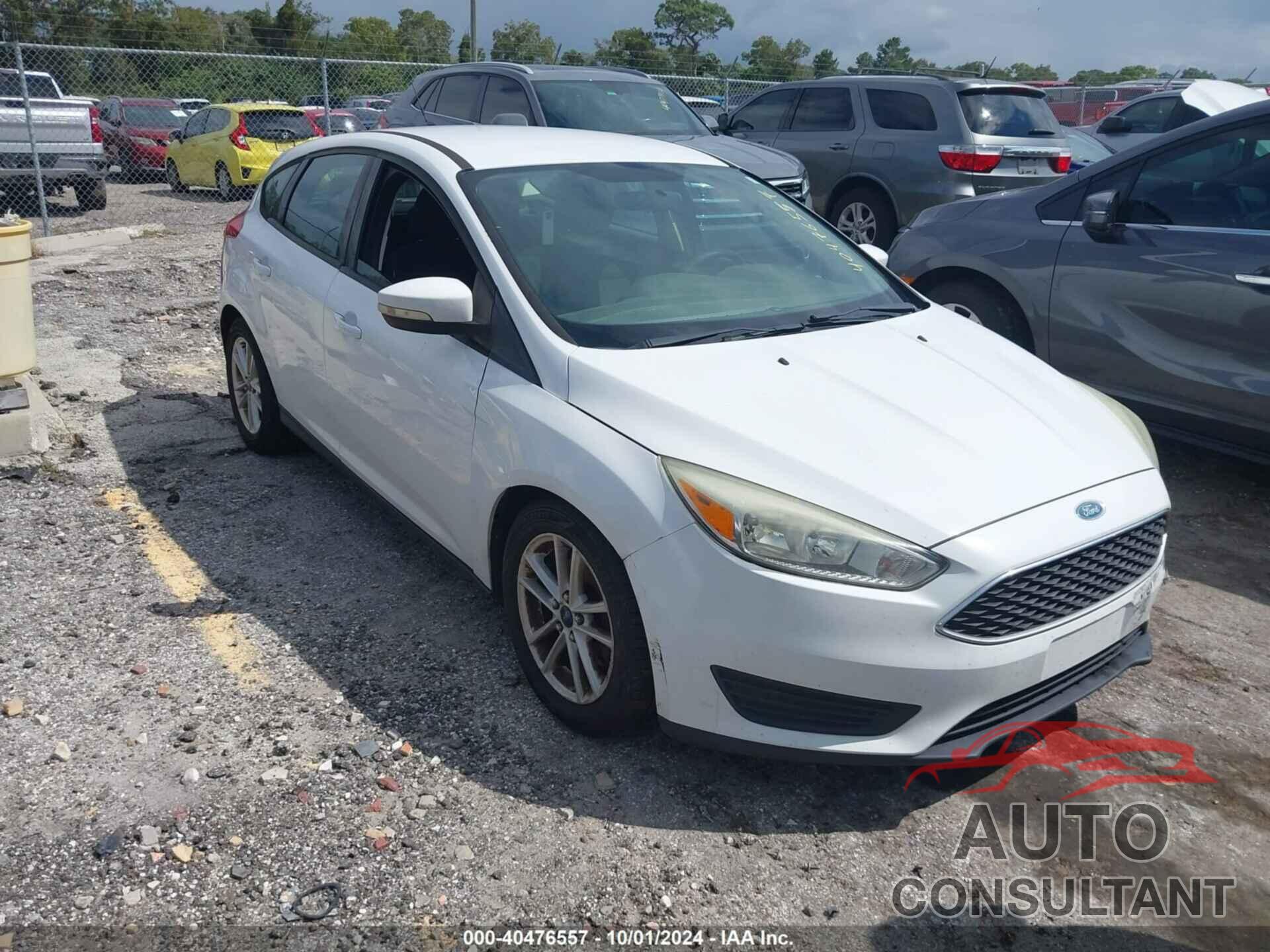 FORD FOCUS 2015 - 1FADP3K21FL249319