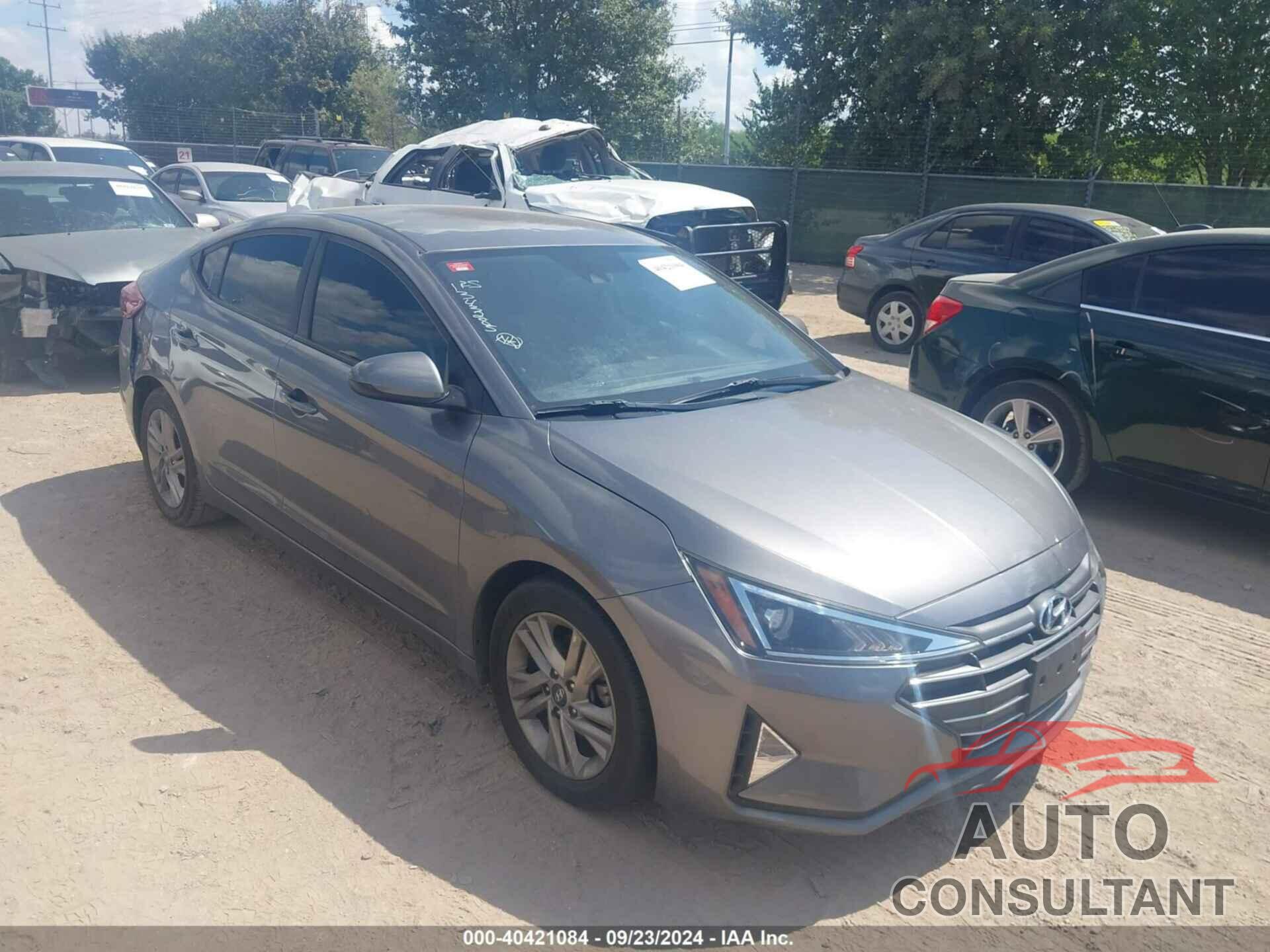 HYUNDAI ELANTRA 2020 - 5NPD84LF0LH535788