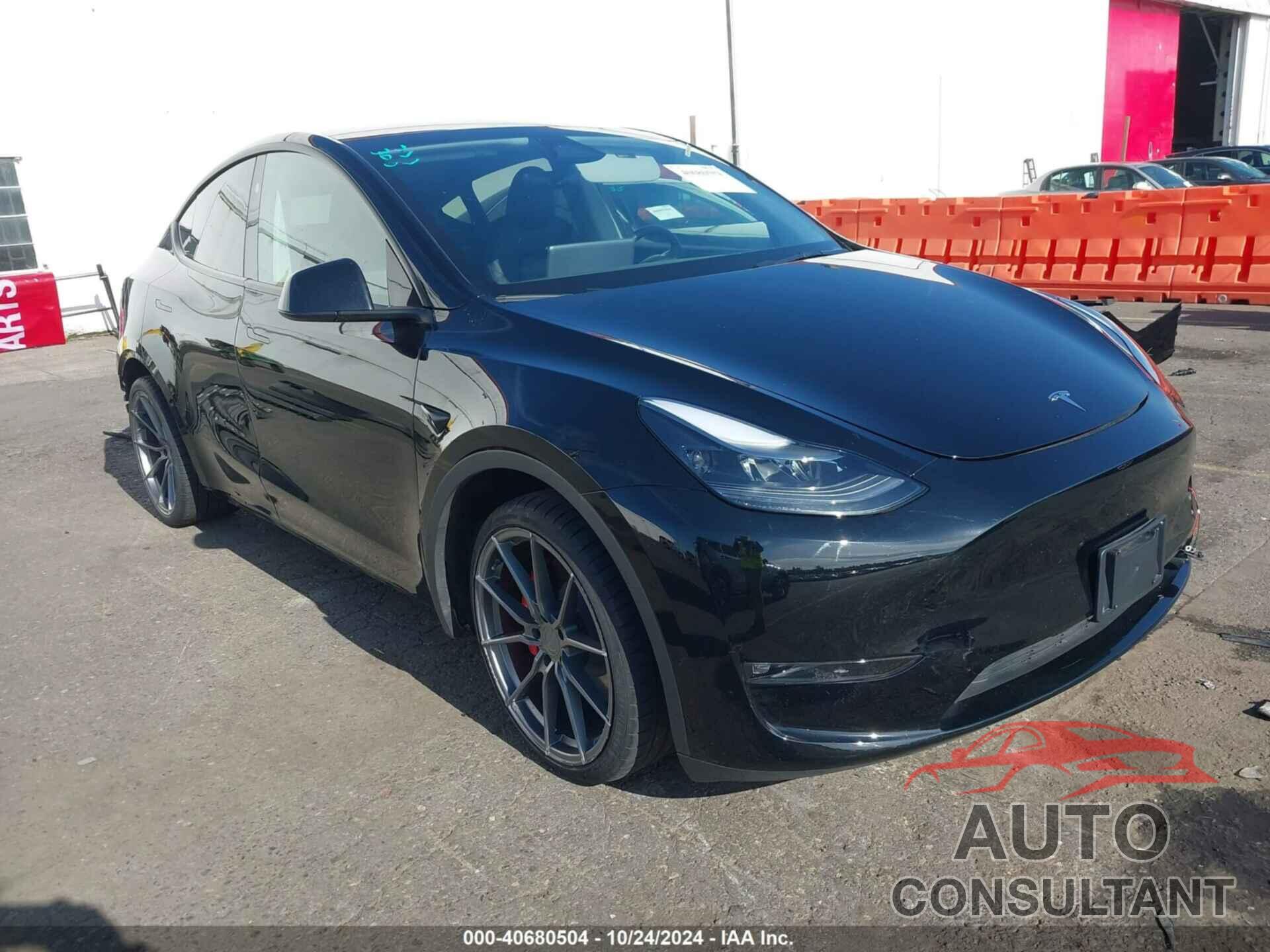 TESLA MODEL Y 2023 - 7SAYGDEF0PF925881