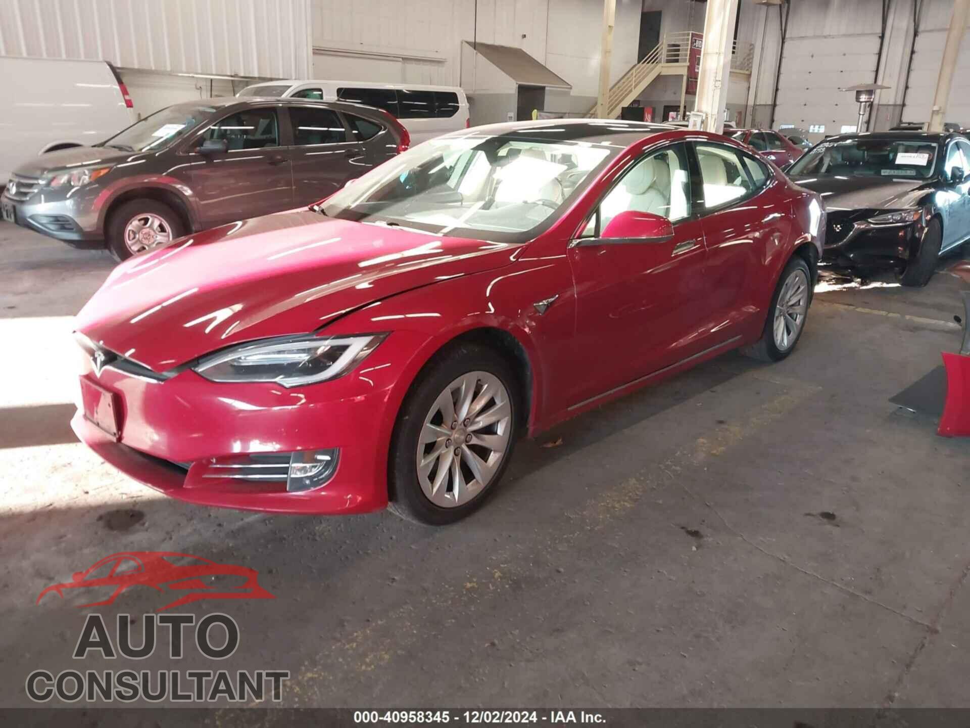 TESLA MODEL S 2017 - 5YJSA1E18HF216043