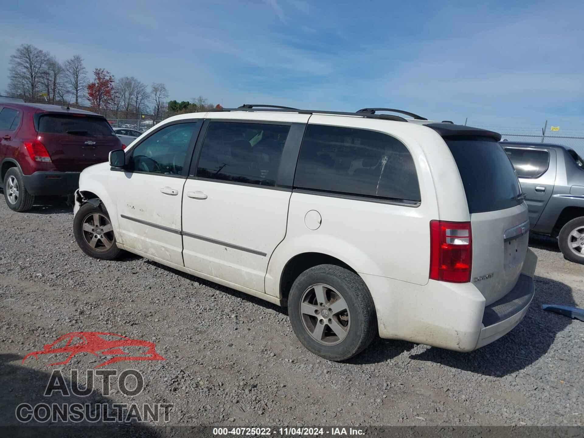 DODGE GRAND CARAVAN 2010 - 2D4RN5D14AR218817
