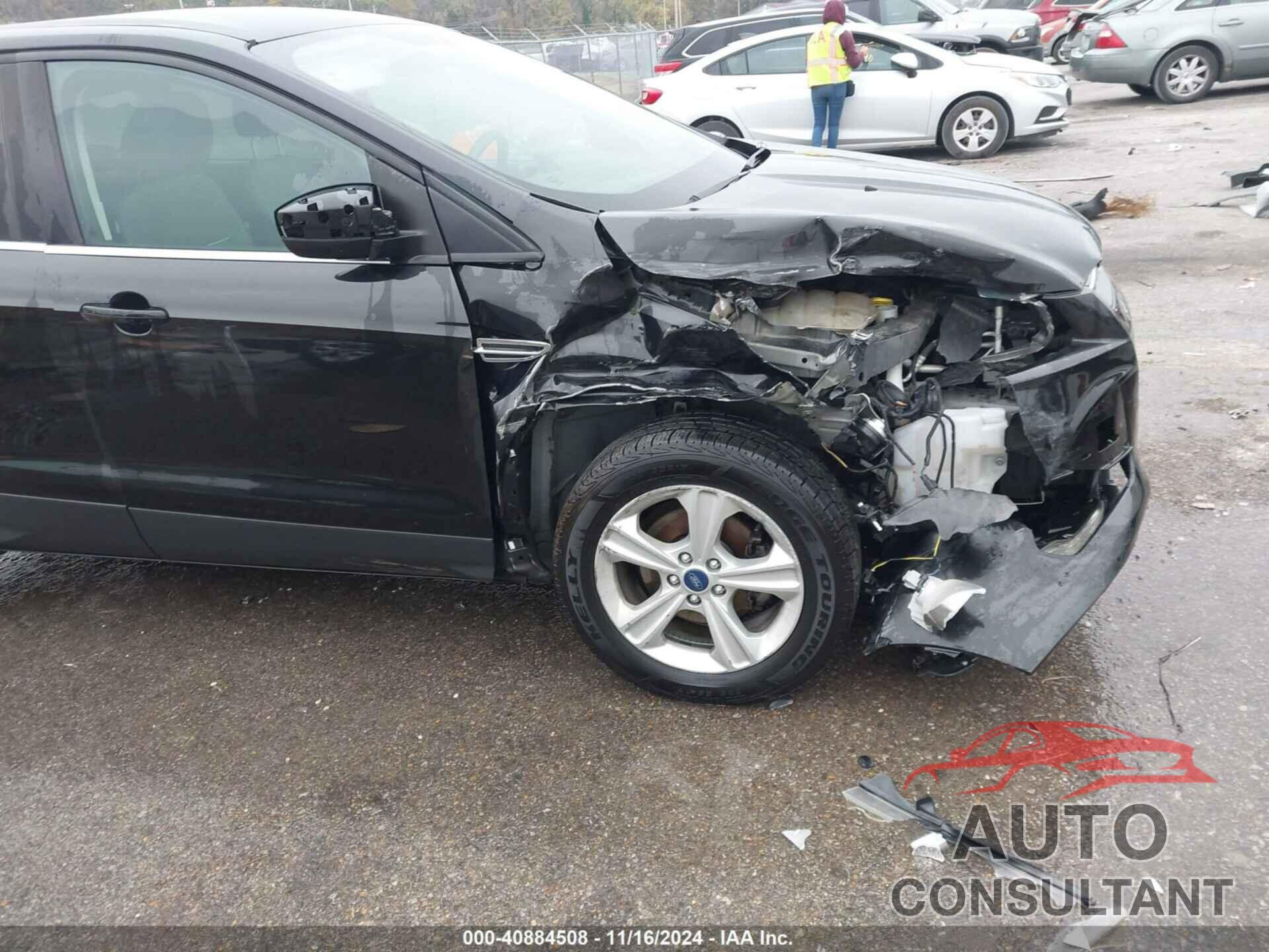 FORD ESCAPE 2015 - 1FMCU0G71FUA91457