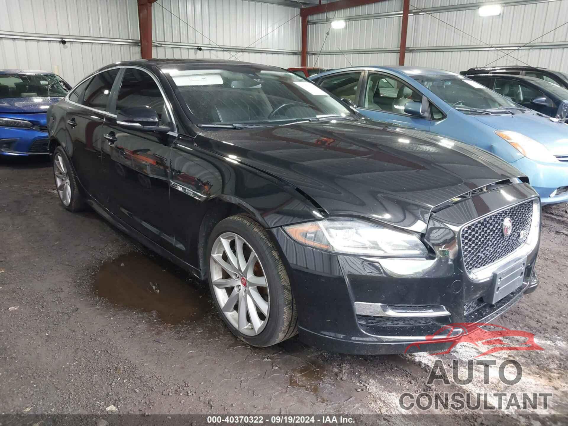 JAGUAR XJ 2016 - SAJWJ1CD3G8W01301