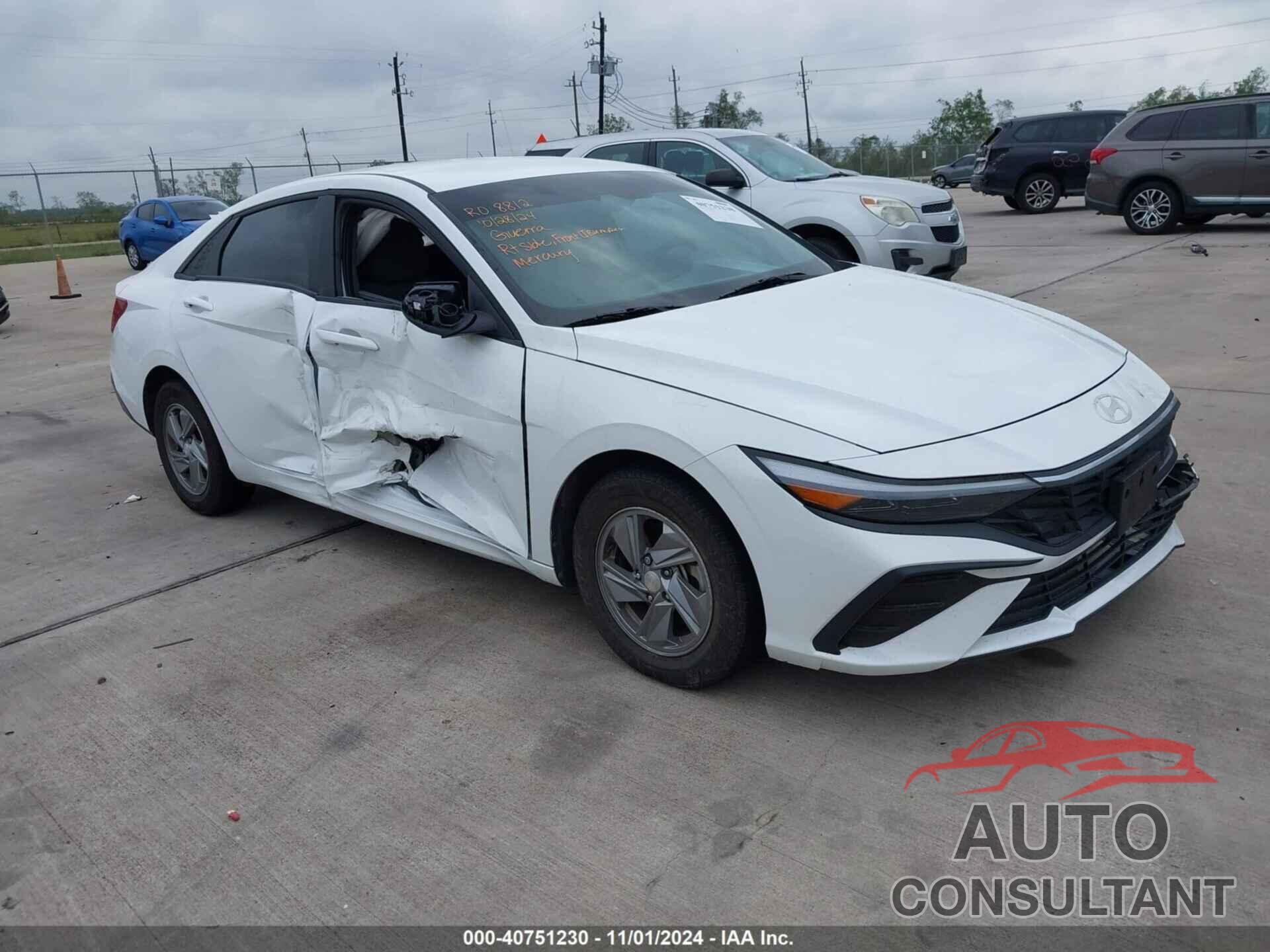 HYUNDAI ELANTRA 2024 - KMHLL4DG7RU677793