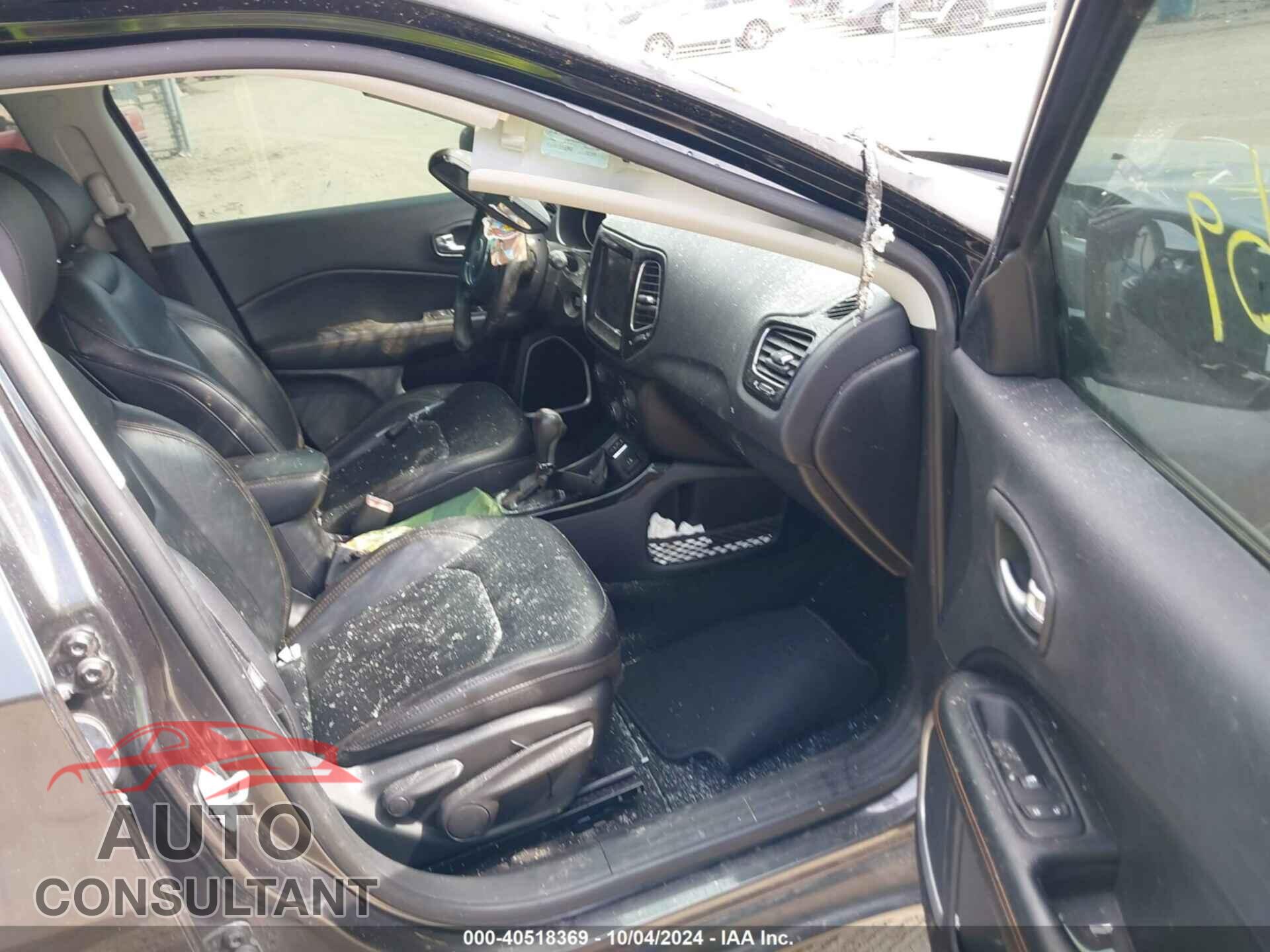 JEEP COMPASS 2019 - 3C4NJCCB4KT653048