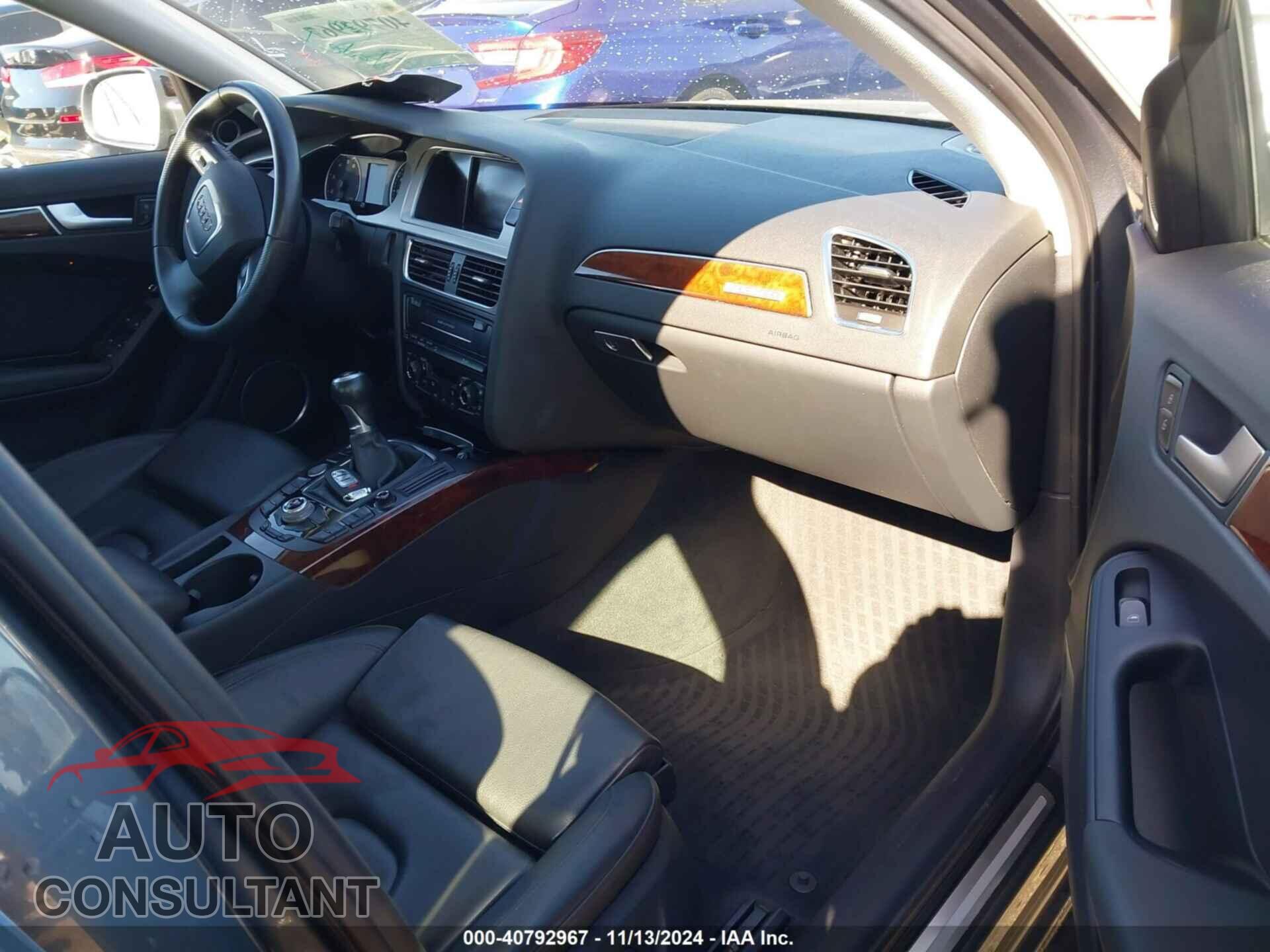 AUDI A4 2012 - WAUMFAFL2CN013327