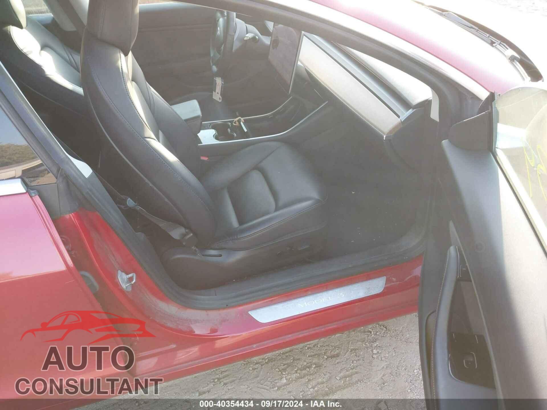 TESLA MODEL 3 2018 - 5YJ3E1EB6JF114828