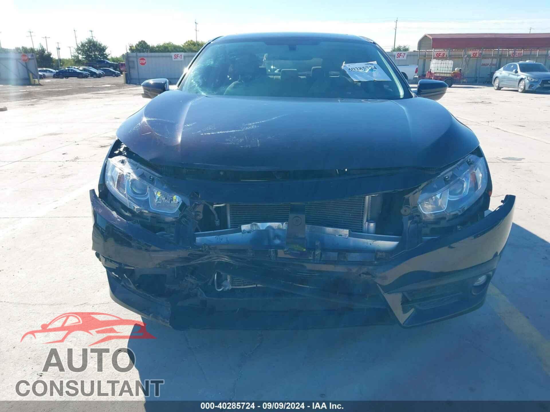 HONDA CIVIC 2018 - 2HGFC2F71JH564143