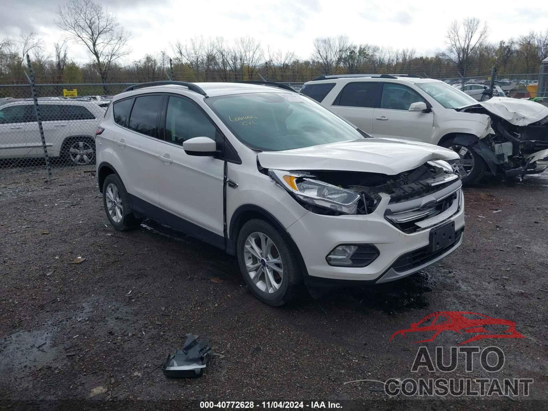 FORD ESCAPE 2018 - 1FMCU0GD2JUD55932