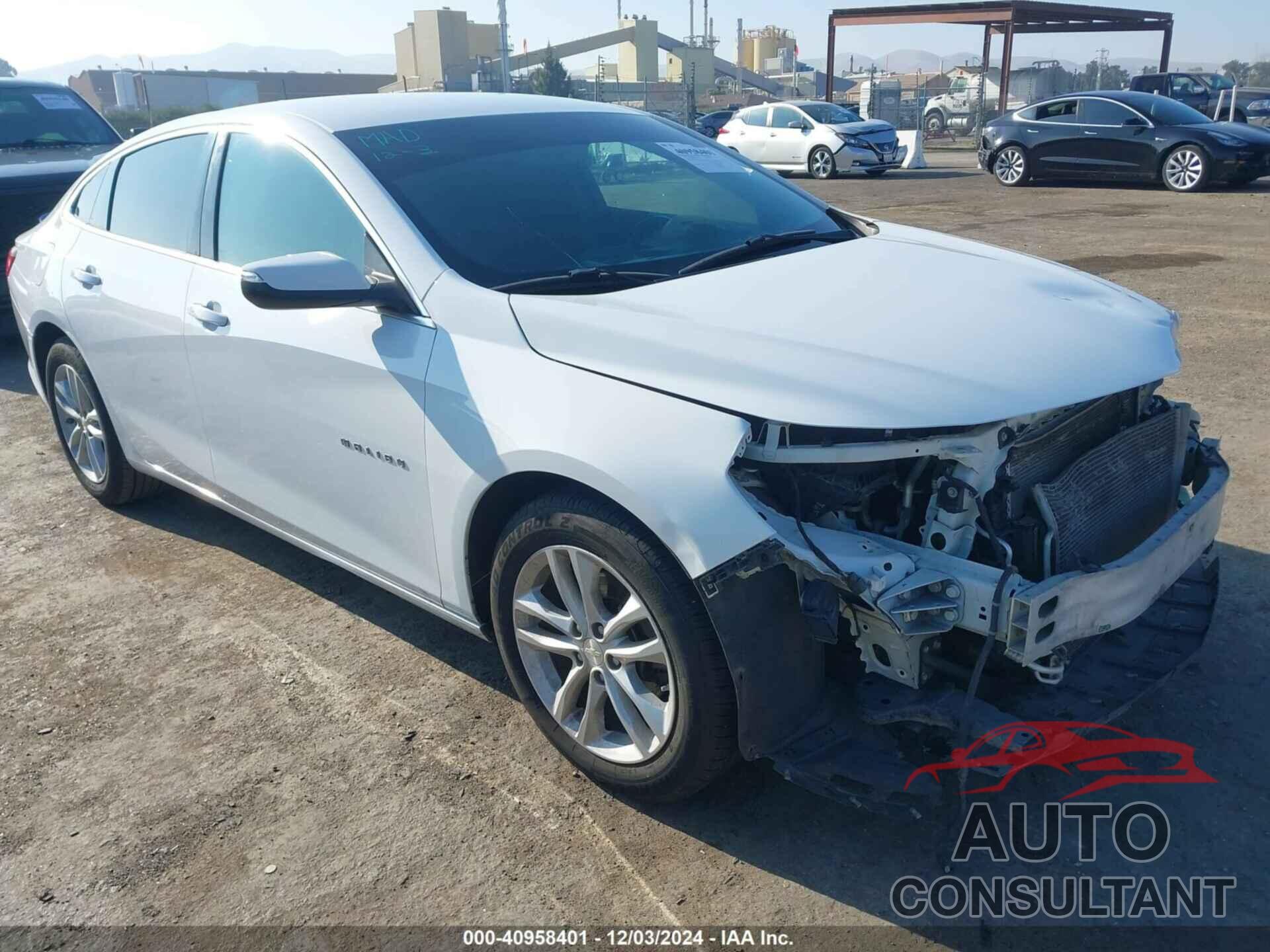 CHEVROLET MALIBU 2018 - 1G1ZD5ST0JF253410