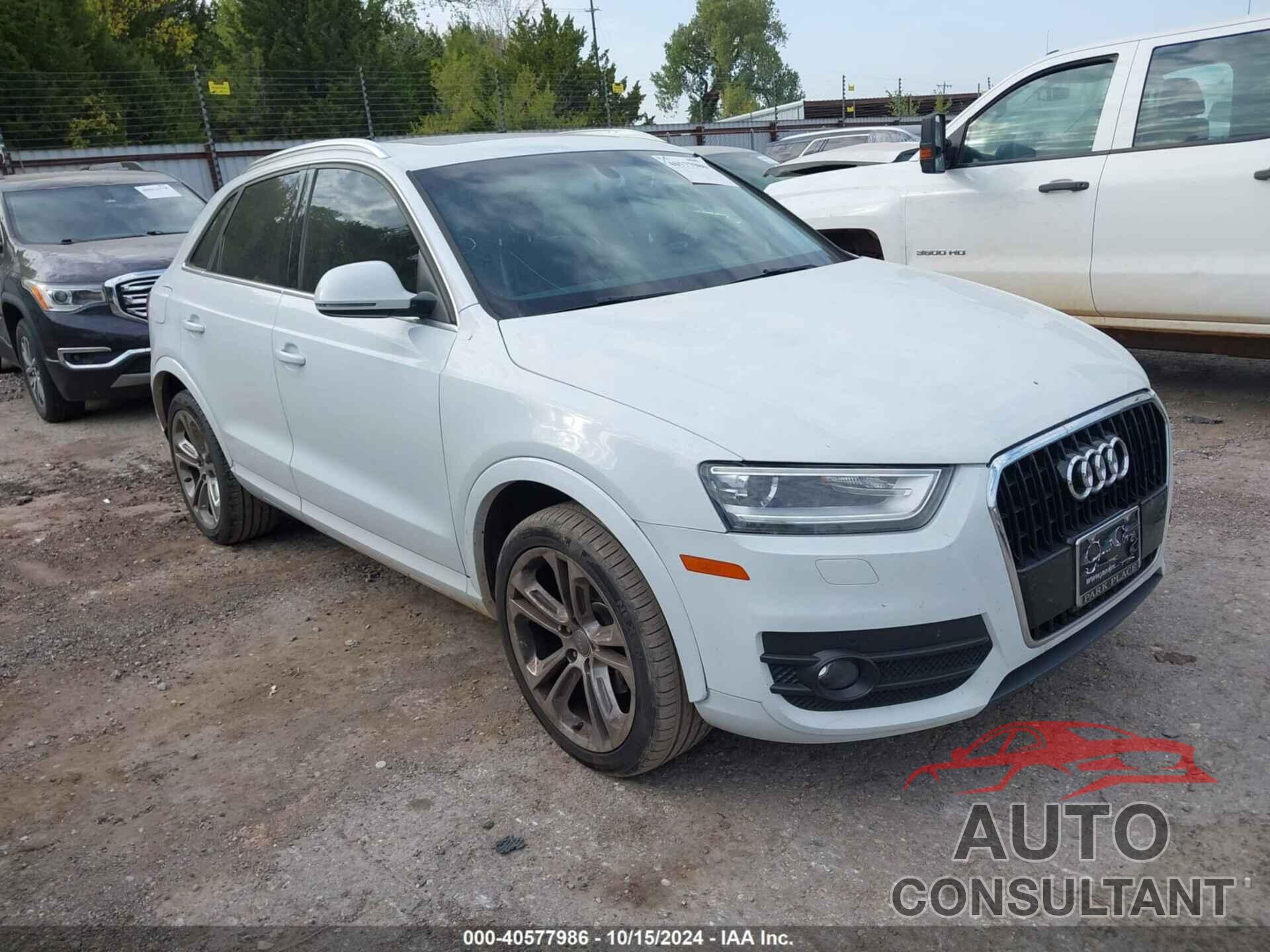 AUDI Q3 2015 - WA1GFCFS8FR003945
