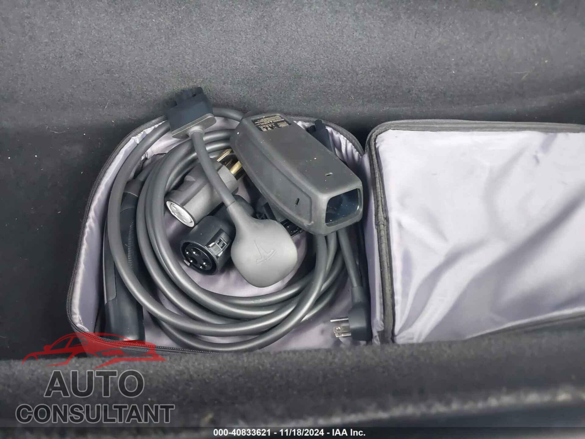 TESLA MODEL S 2022 - 5YJSA1E60NF472295