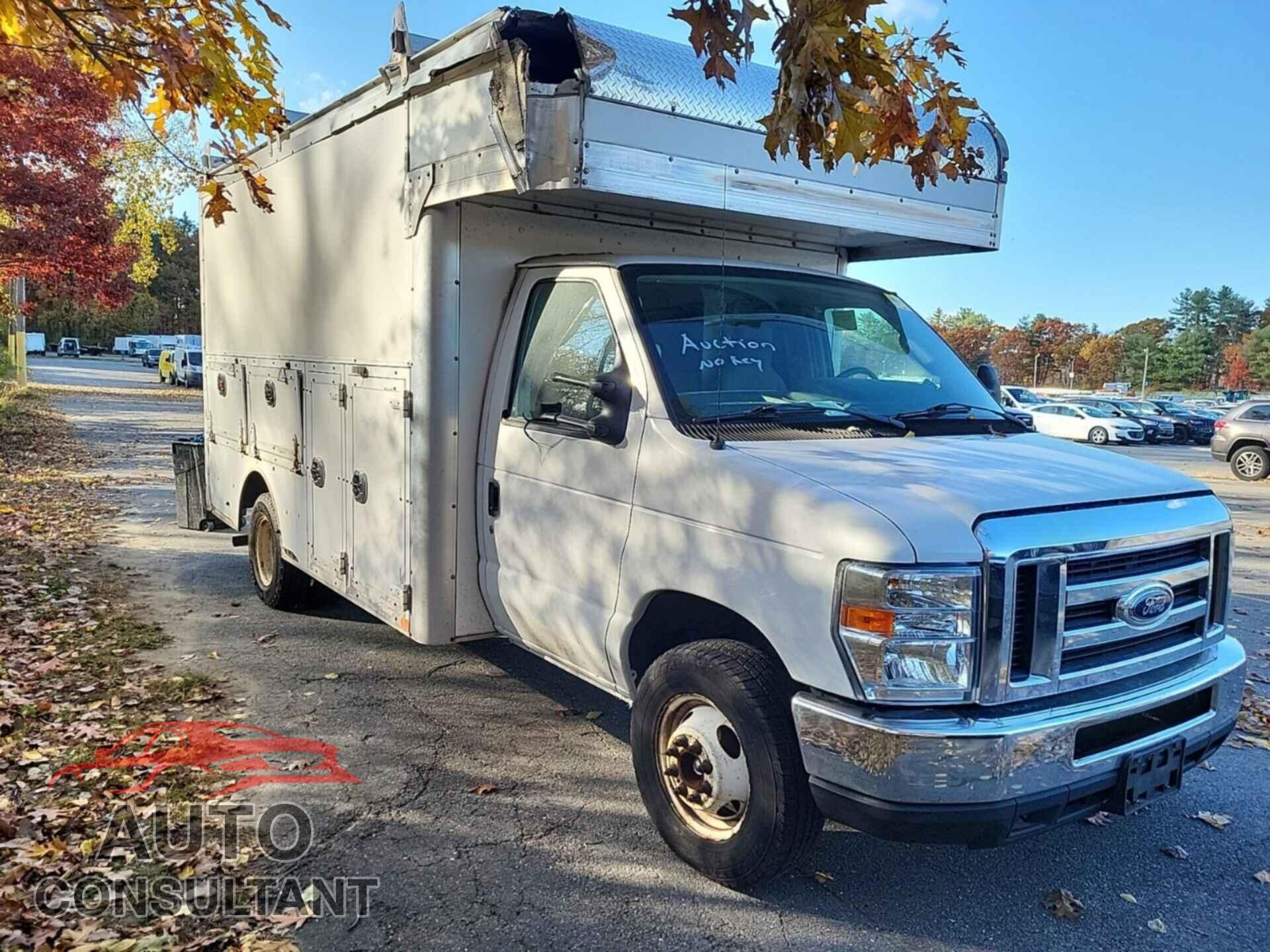 FORD ECONOLINE 2017 - 1FDWE3FS3HDC16219