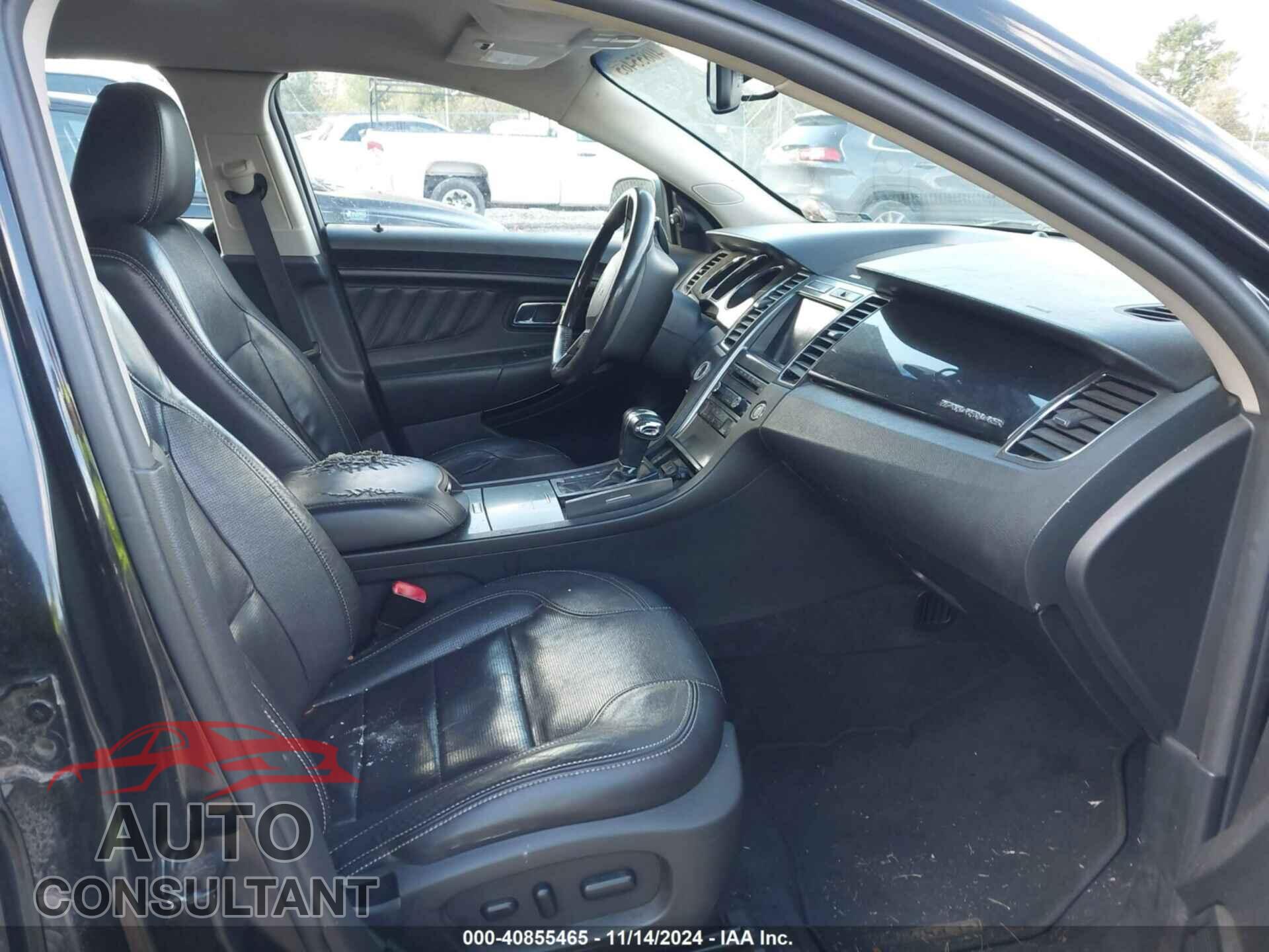 FORD TAURUS 2011 - 1FAHP2FW3BG156863