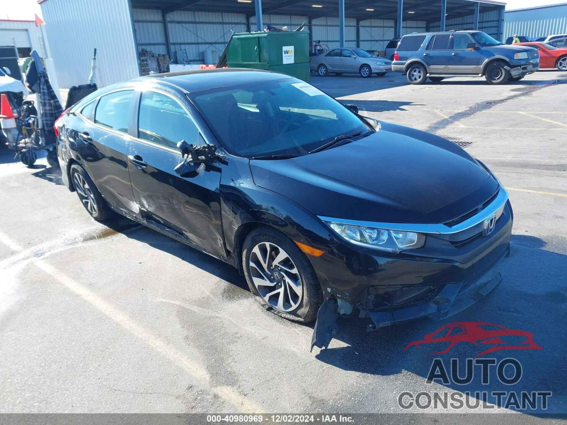 HONDA CIVIC 2017 - 19XFC2F77HE018077