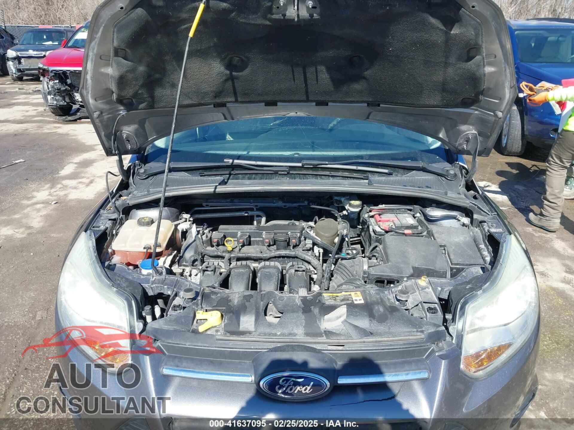 FORD FOCUS 2014 - 1FADP3F20EL168904