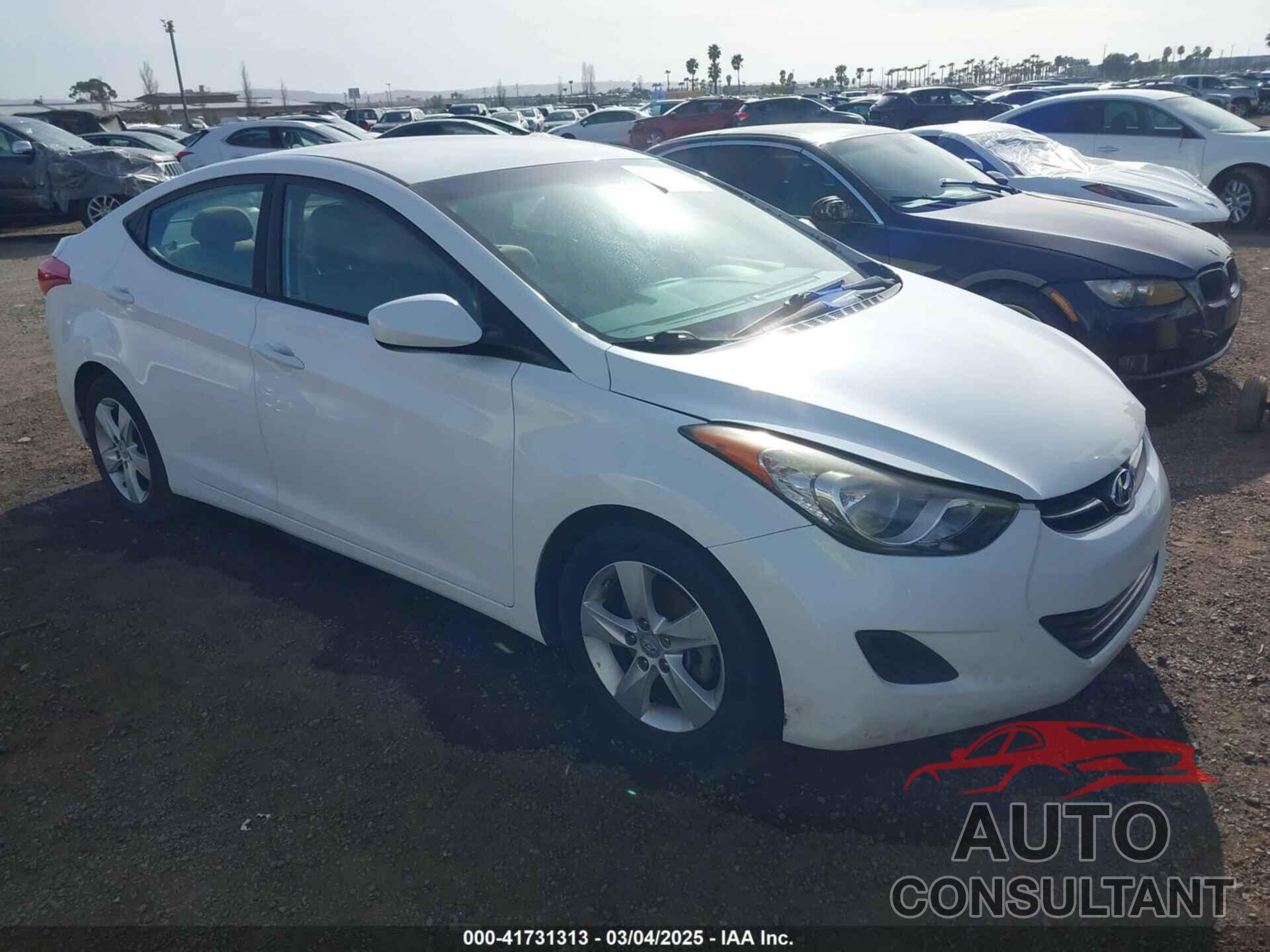 HYUNDAI ELANTRA 2013 - 5NPDH4AE1DH364416