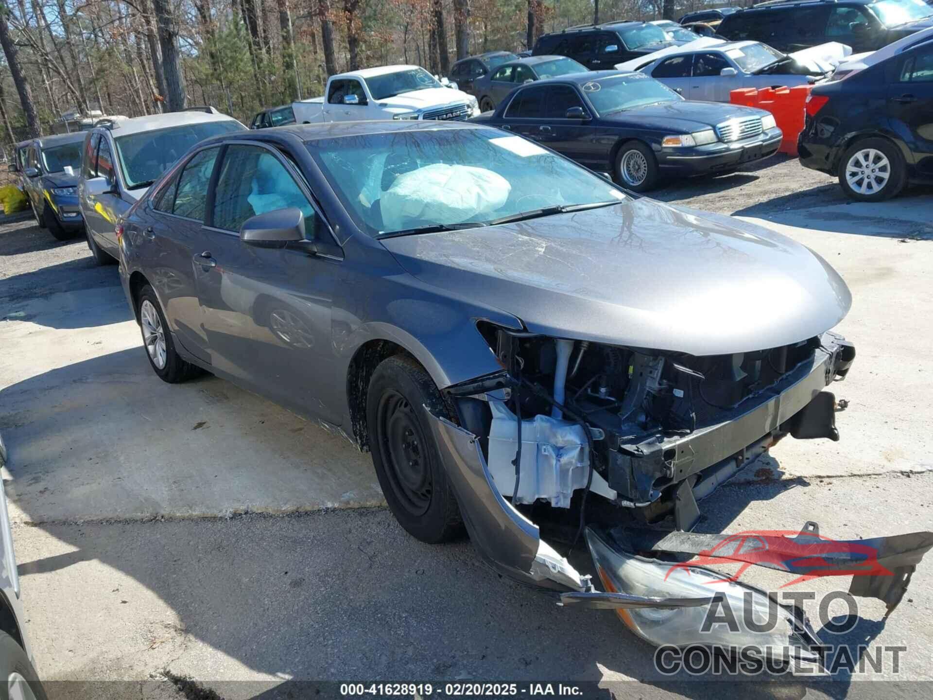 TOYOTA CAMRY 2016 - 4T4BF1FK5GR570604