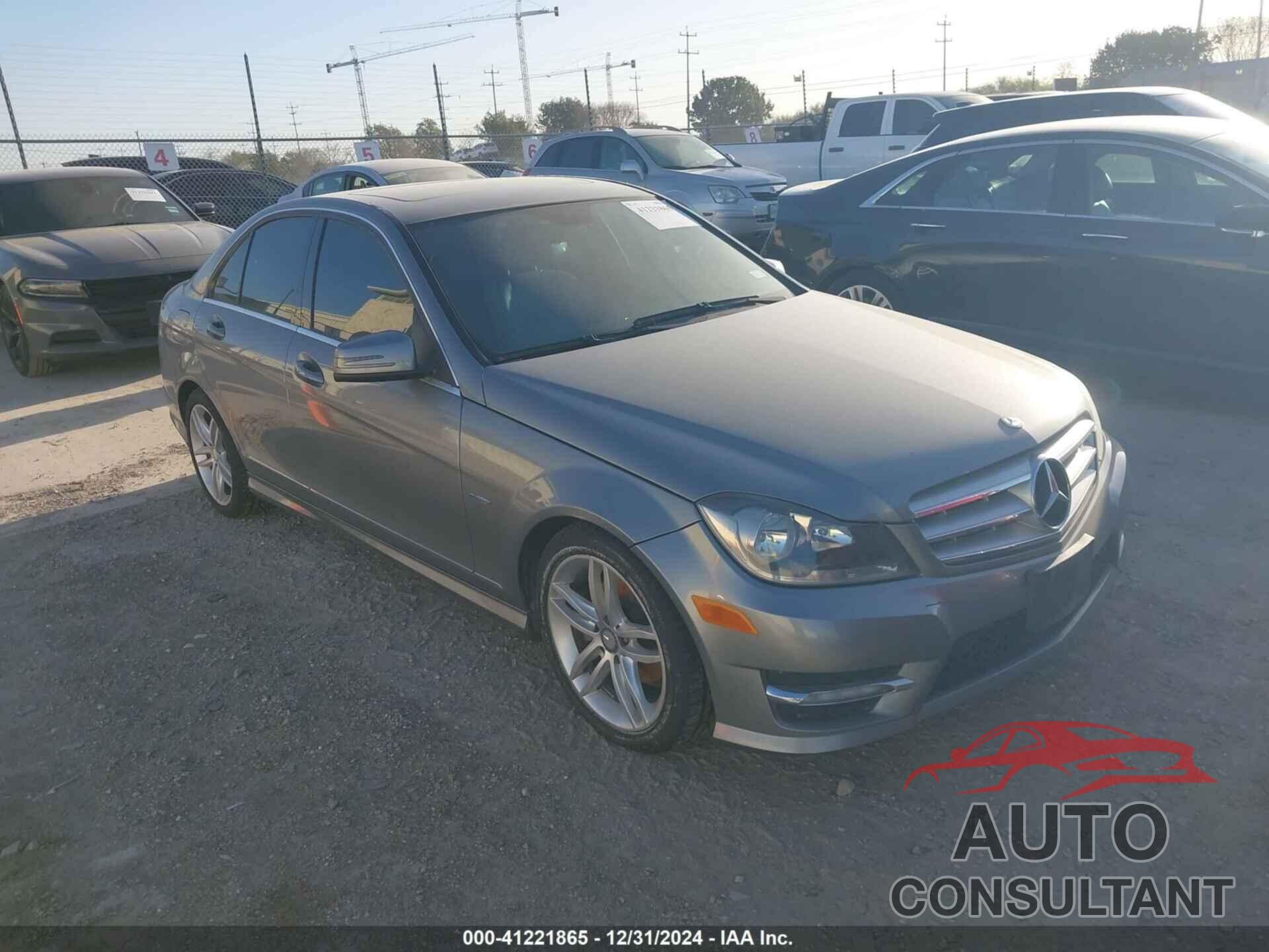 MERCEDES-BENZ C 250 2012 - WDDGF4HB0CA617025