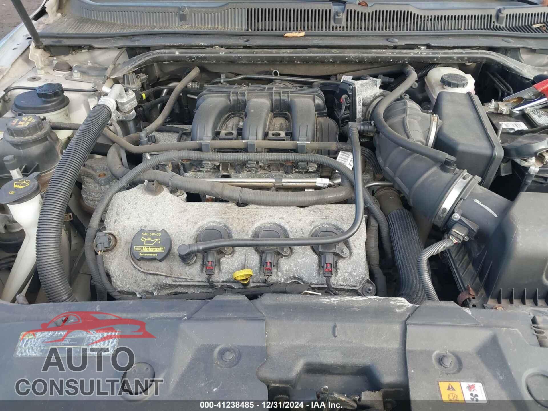 FORD TAURUS 2011 - 1FAHP2EW3BG112010