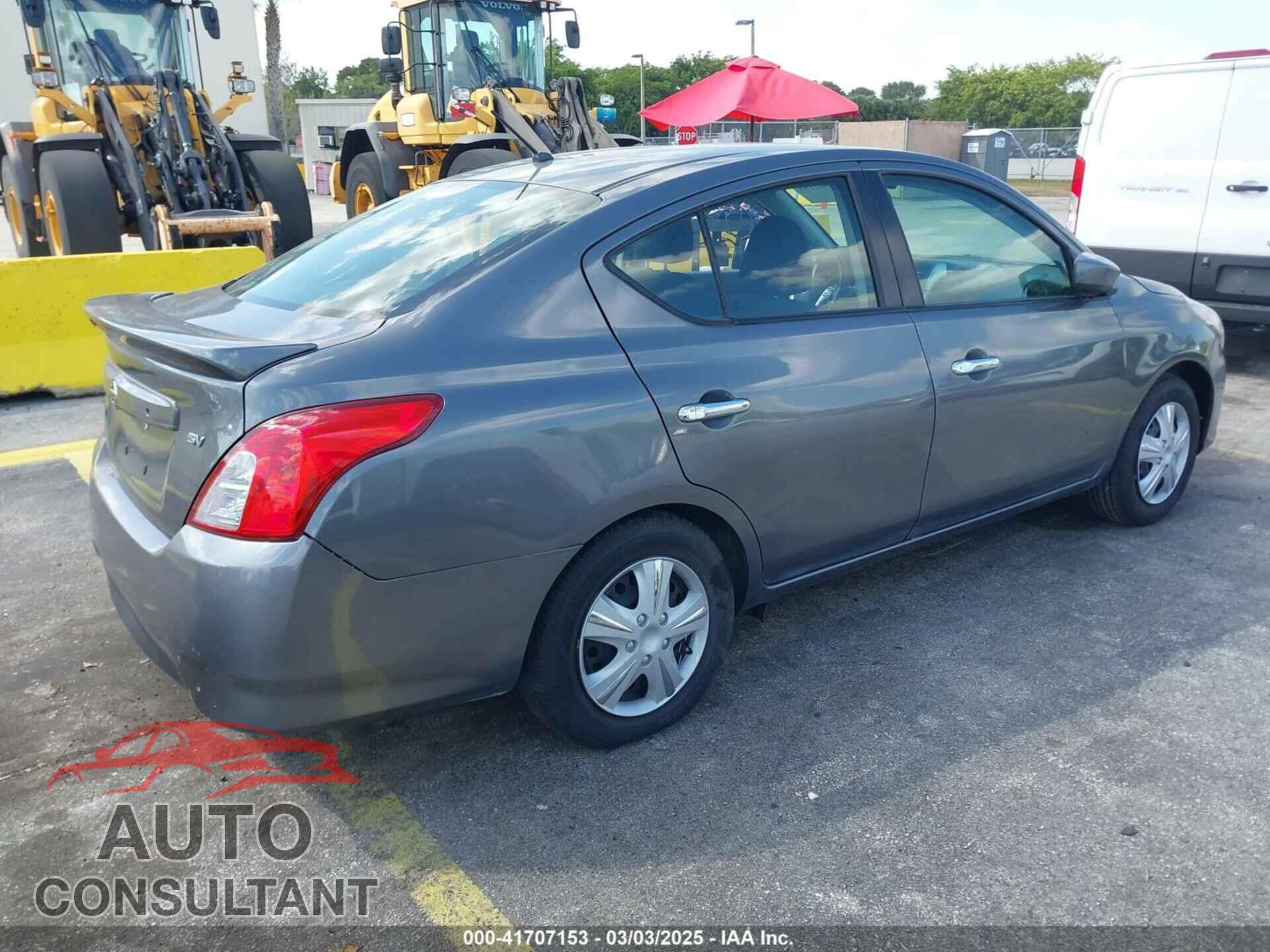NISSAN VERSA 2019 - 3N1CN7AP3KL875830