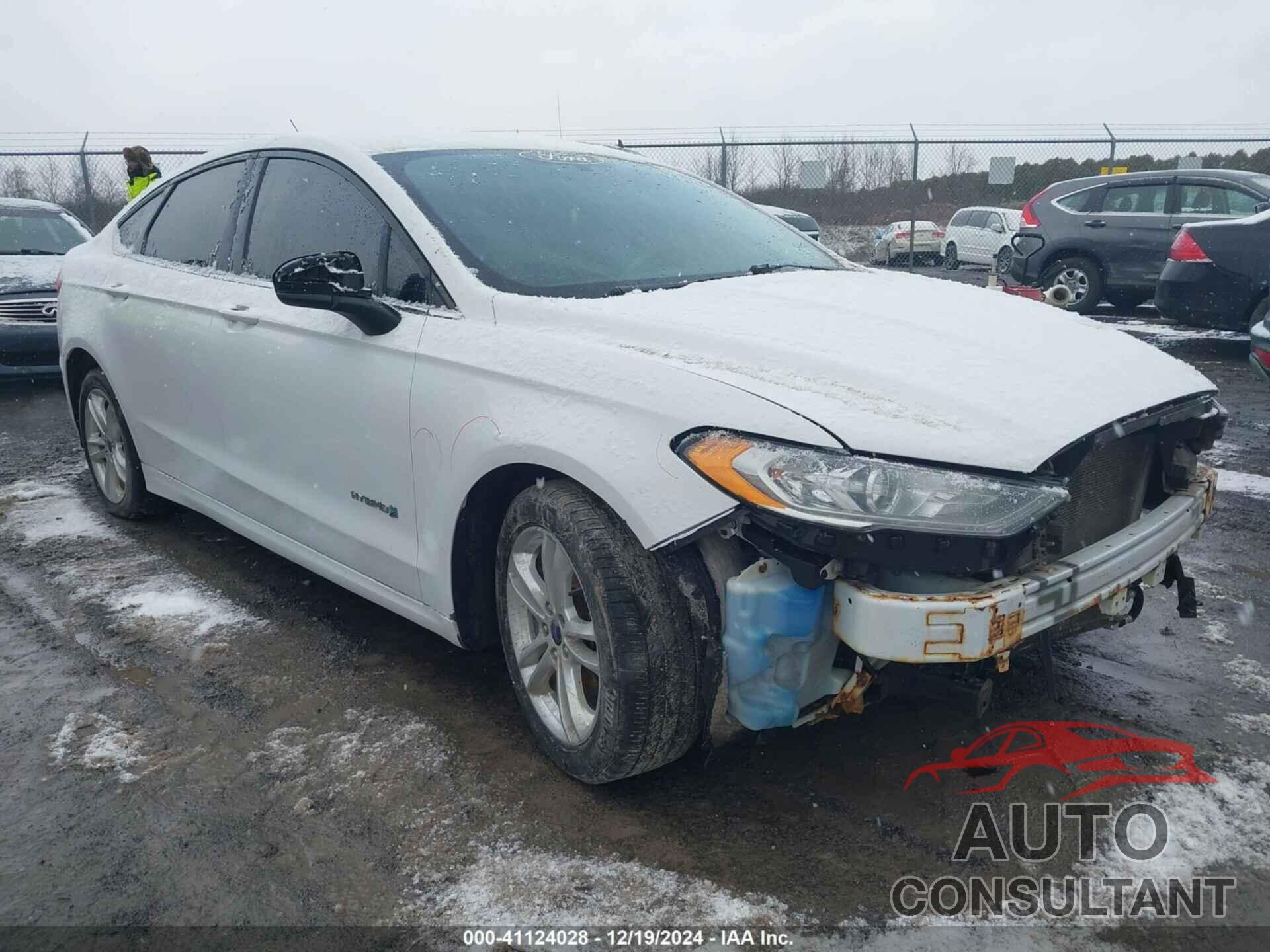 FORD FUSION HYBRID 2018 - 3FA6P0LU1JR172310