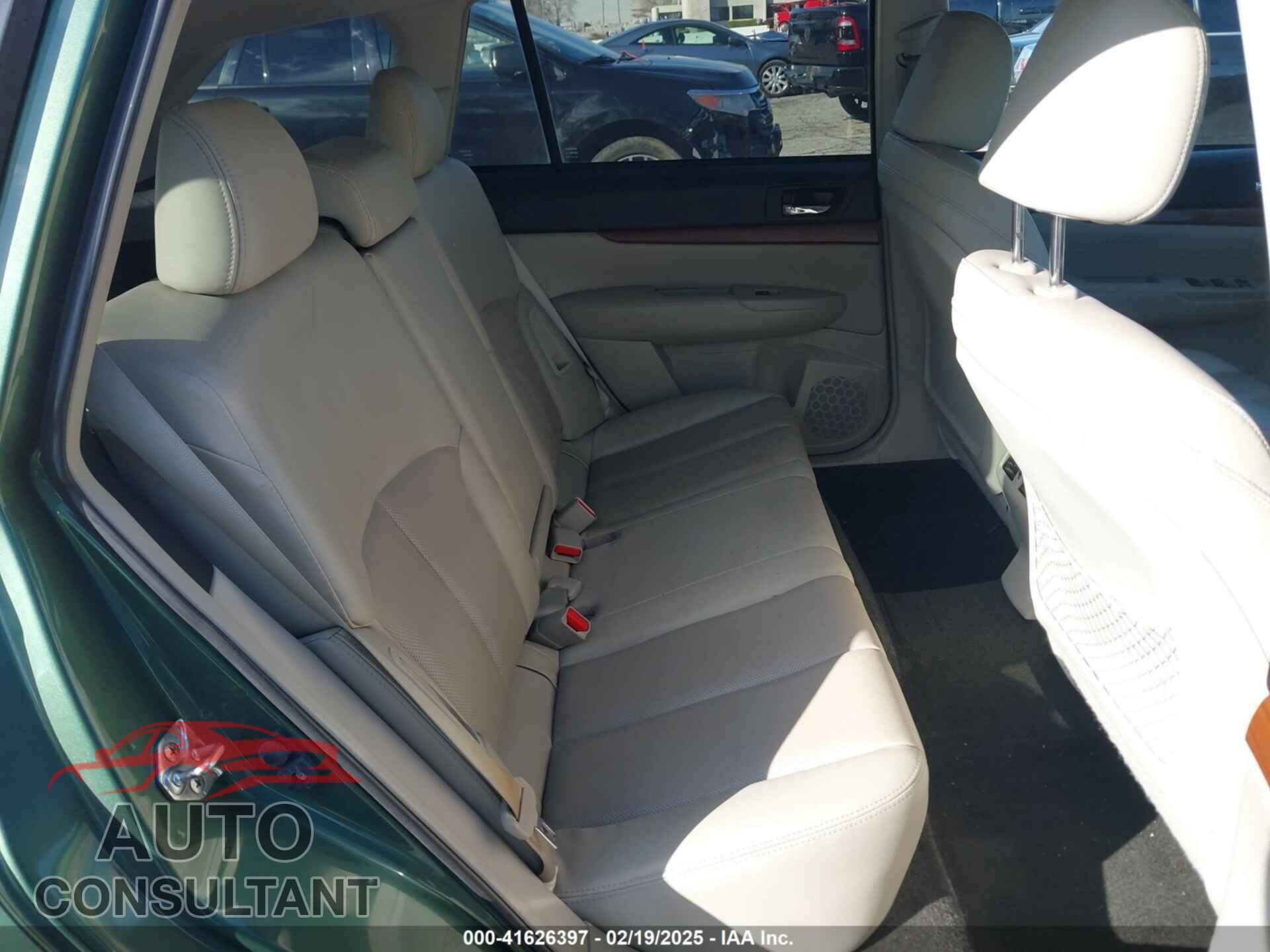 SUBARU OUTBACK 2014 - 4S4BRBLC9E3238964