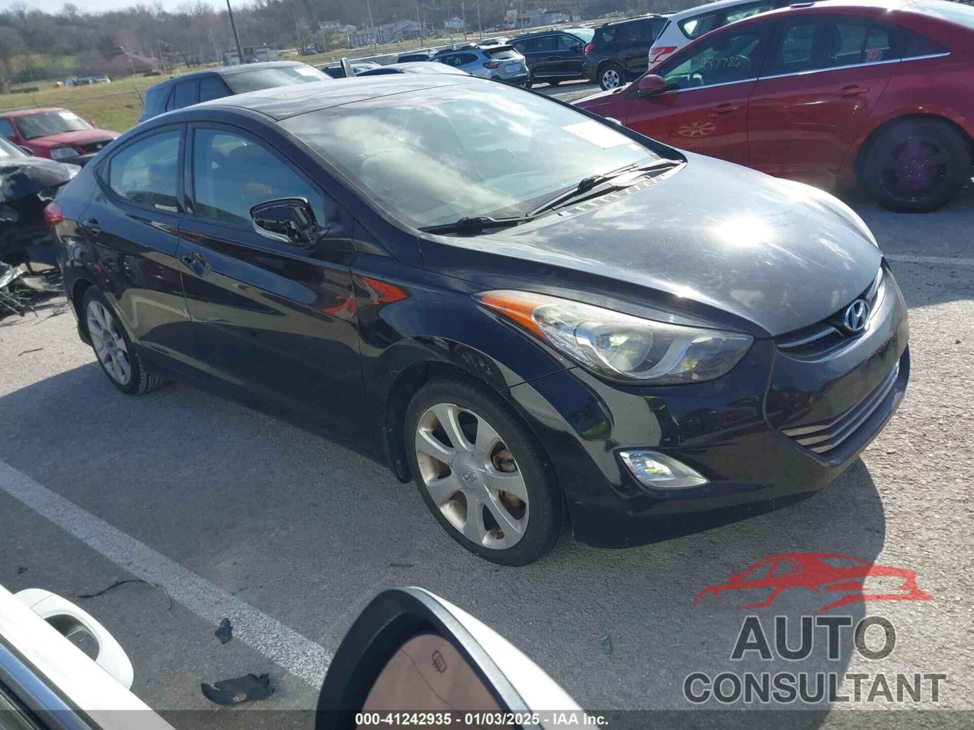 HYUNDAI ELANTRA 2013 - KMHDH4AE4DU931137