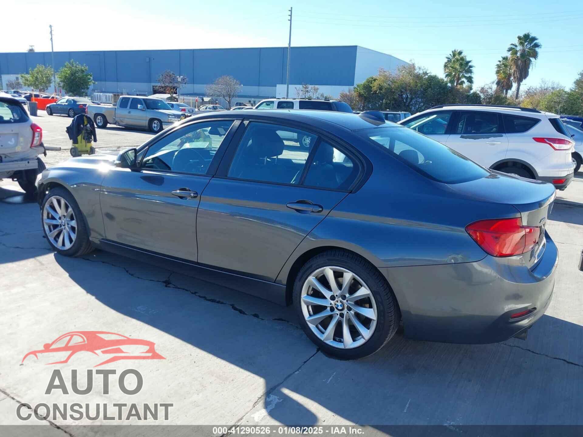 BMW 320I 2016 - WBA8A3C58GK690178