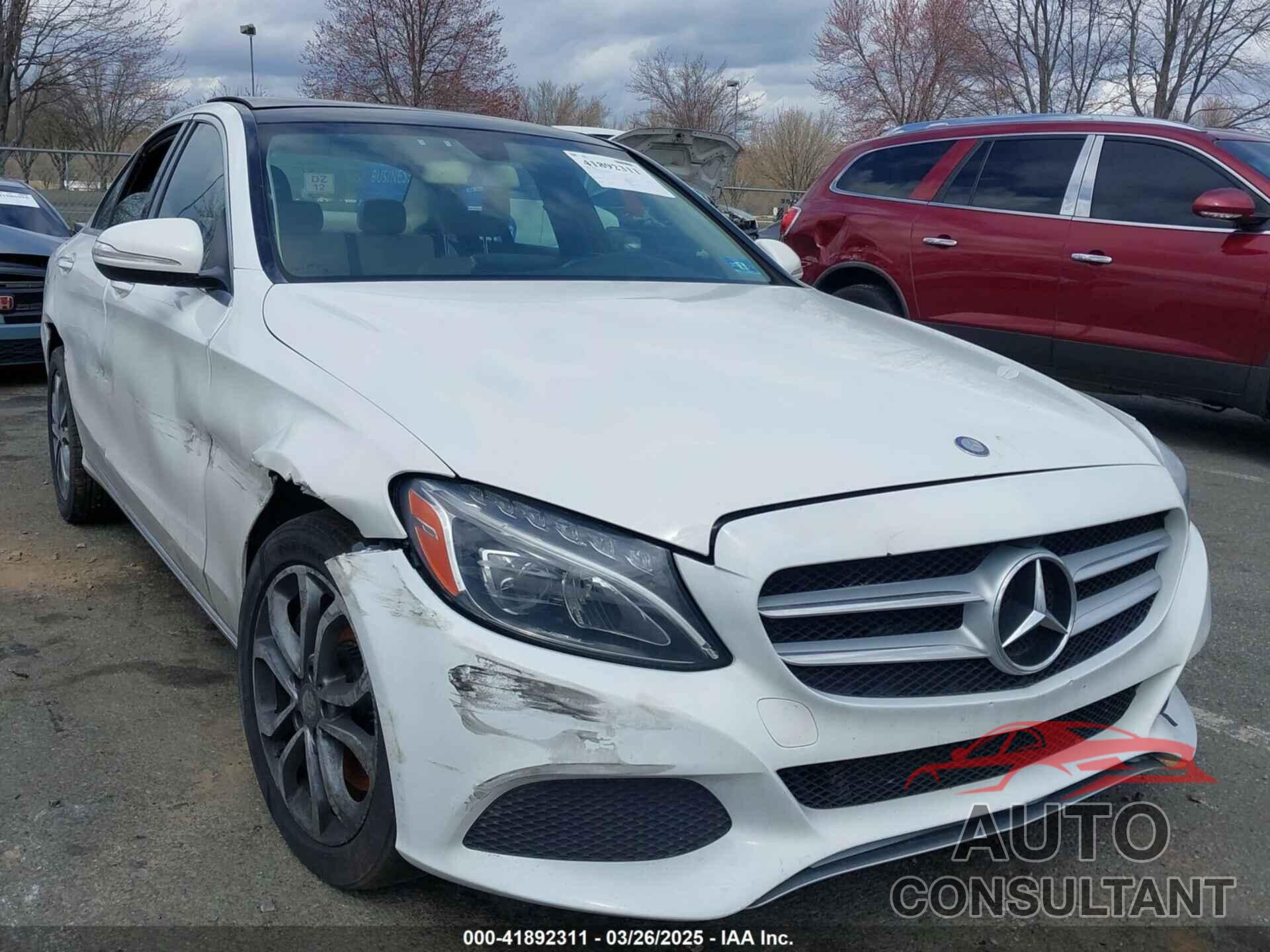MERCEDES-BENZ C 300 2015 - 55SWF4KB5FU026651