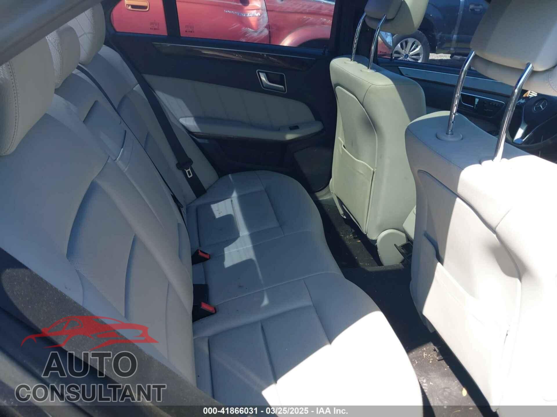MERCEDES-BENZ E 350 2013 - WDDHF5KB2DA760059