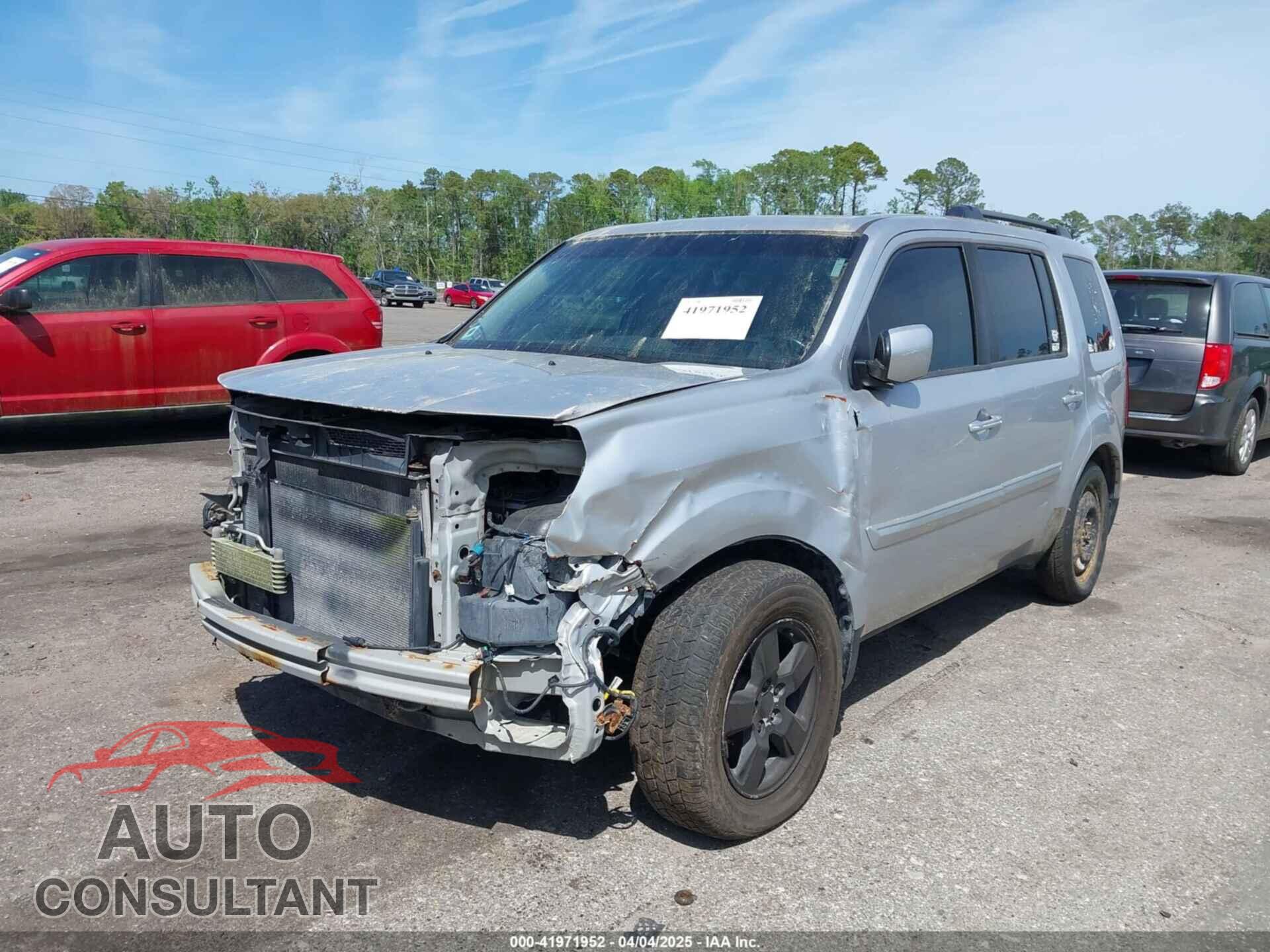 HONDA PILOT 2011 - 5FNYF4H60BB096041