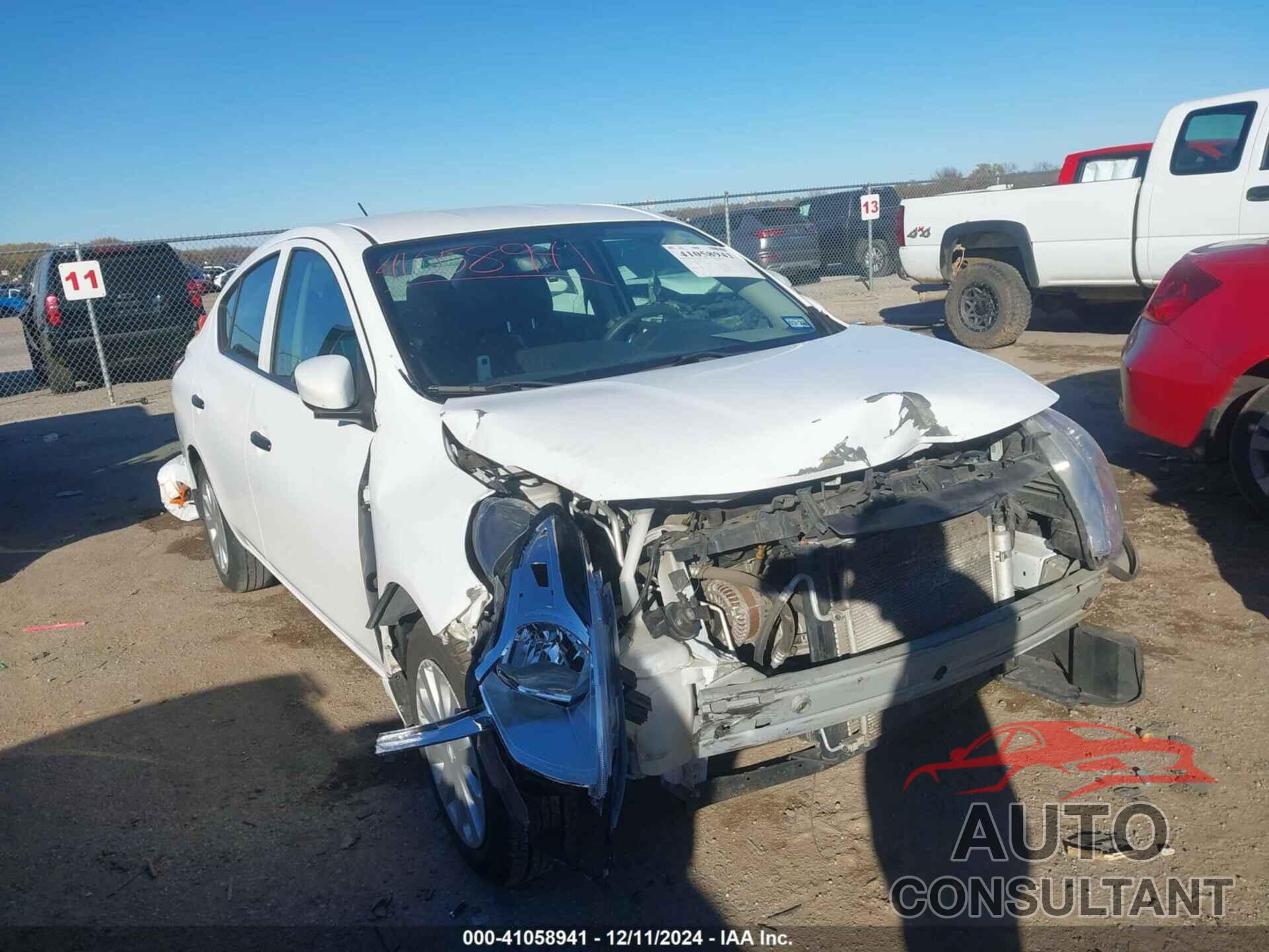 NISSAN VERSA 2019 - 3N1CN7APXKL844364