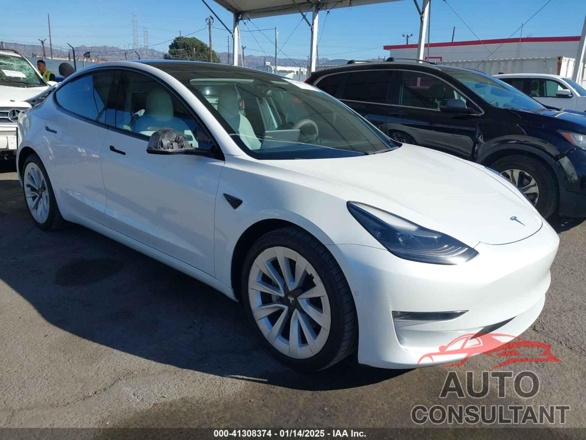 TESLA MODEL 3 2021 - 5YJ3E1EB2MF004122