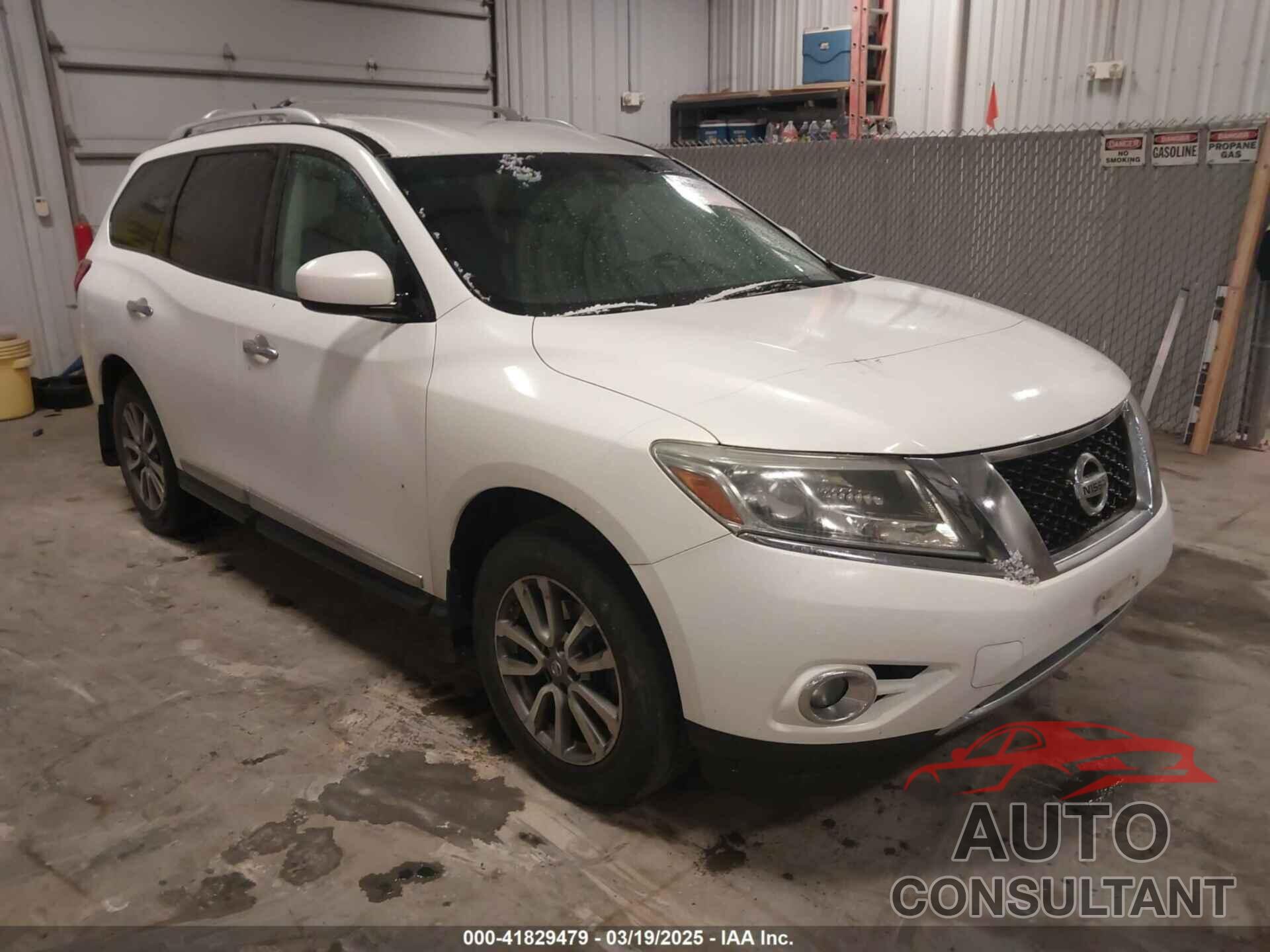 NISSAN PATHFINDER 2013 - 5N1AR2MM8DC635826