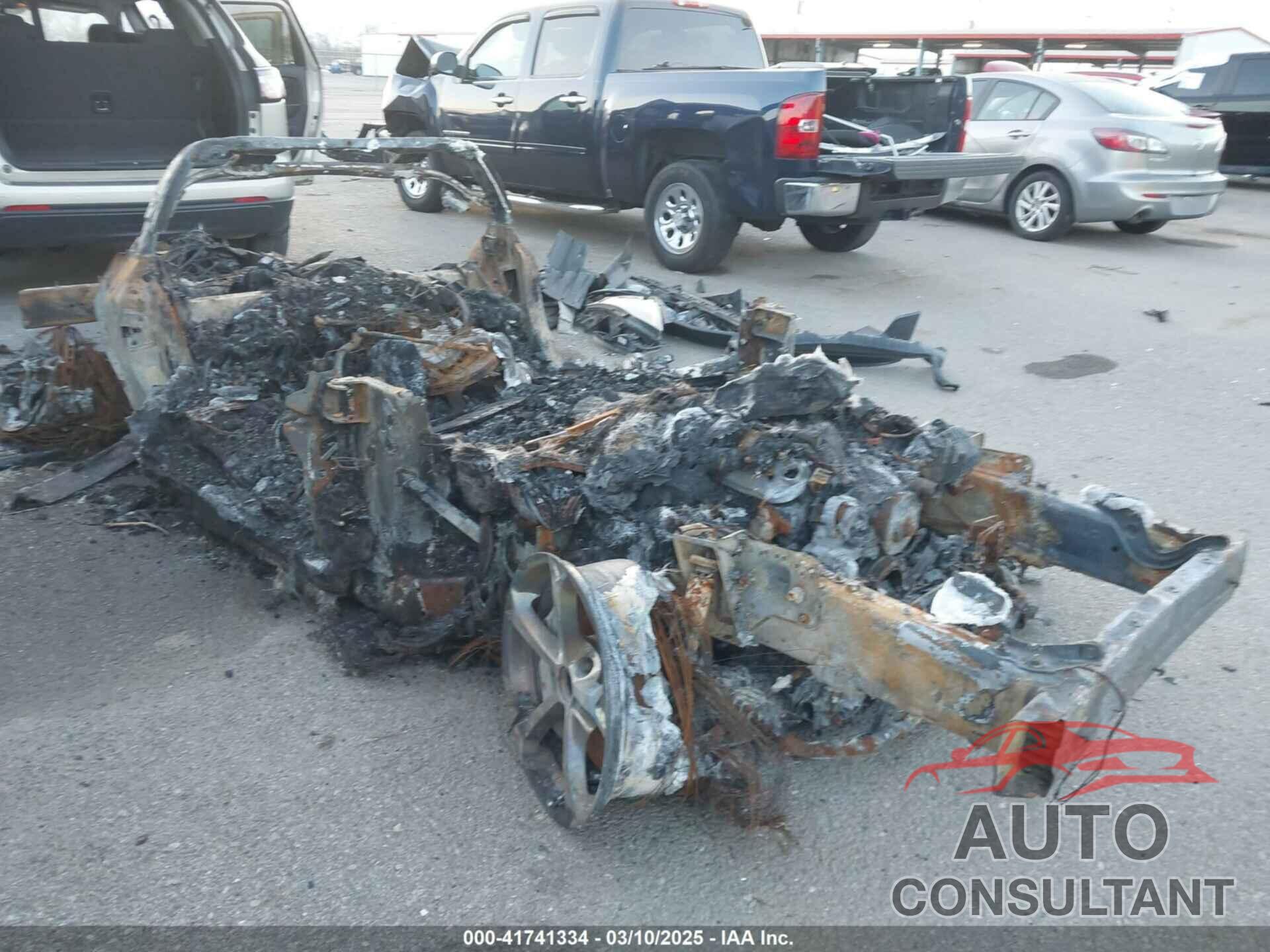 CHEVROLET CORVETTE 2011 - 1G1YW2DW9B5105548