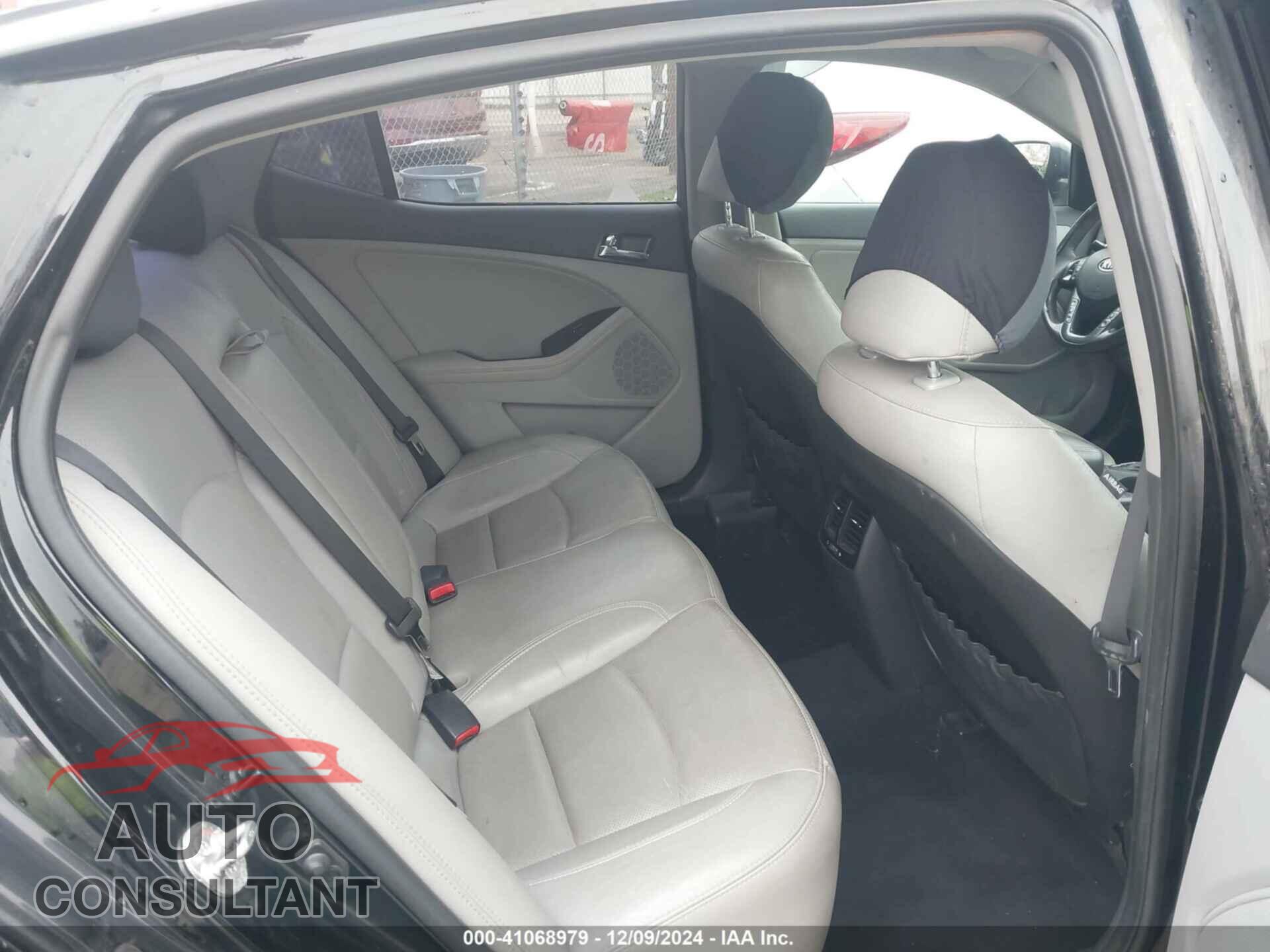 KIA OPTIMA 2012 - 5XXGN4A76CG082211