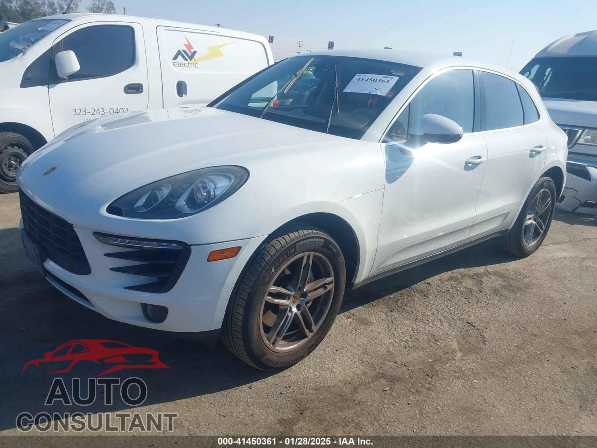 PORSCHE MACAN 2015 - WP1AB2A56FLB59700
