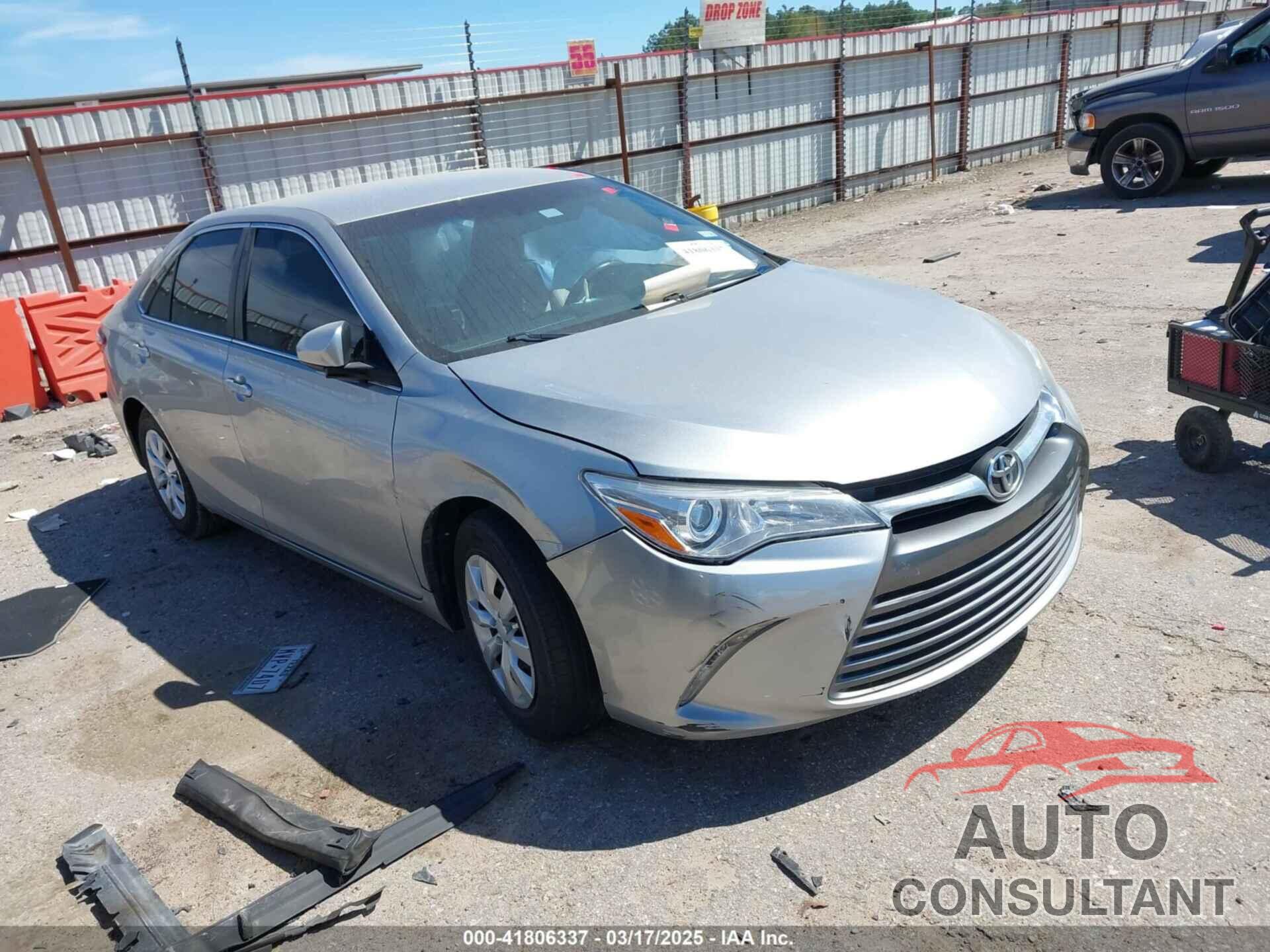 TOYOTA CAMRY 2016 - 4T4BF1FKXGR584434