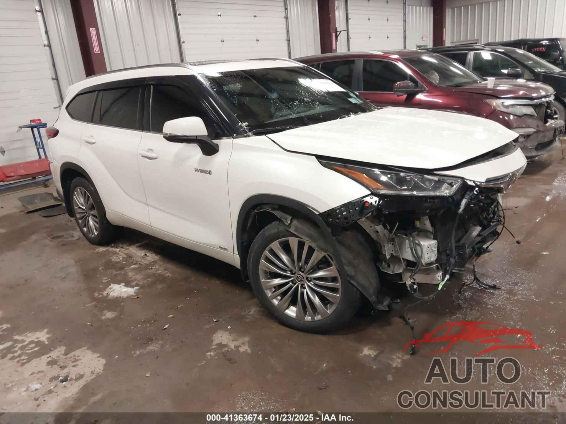 TOYOTA HIGHLANDER 2020 - 5TDEBRCH4LS012613