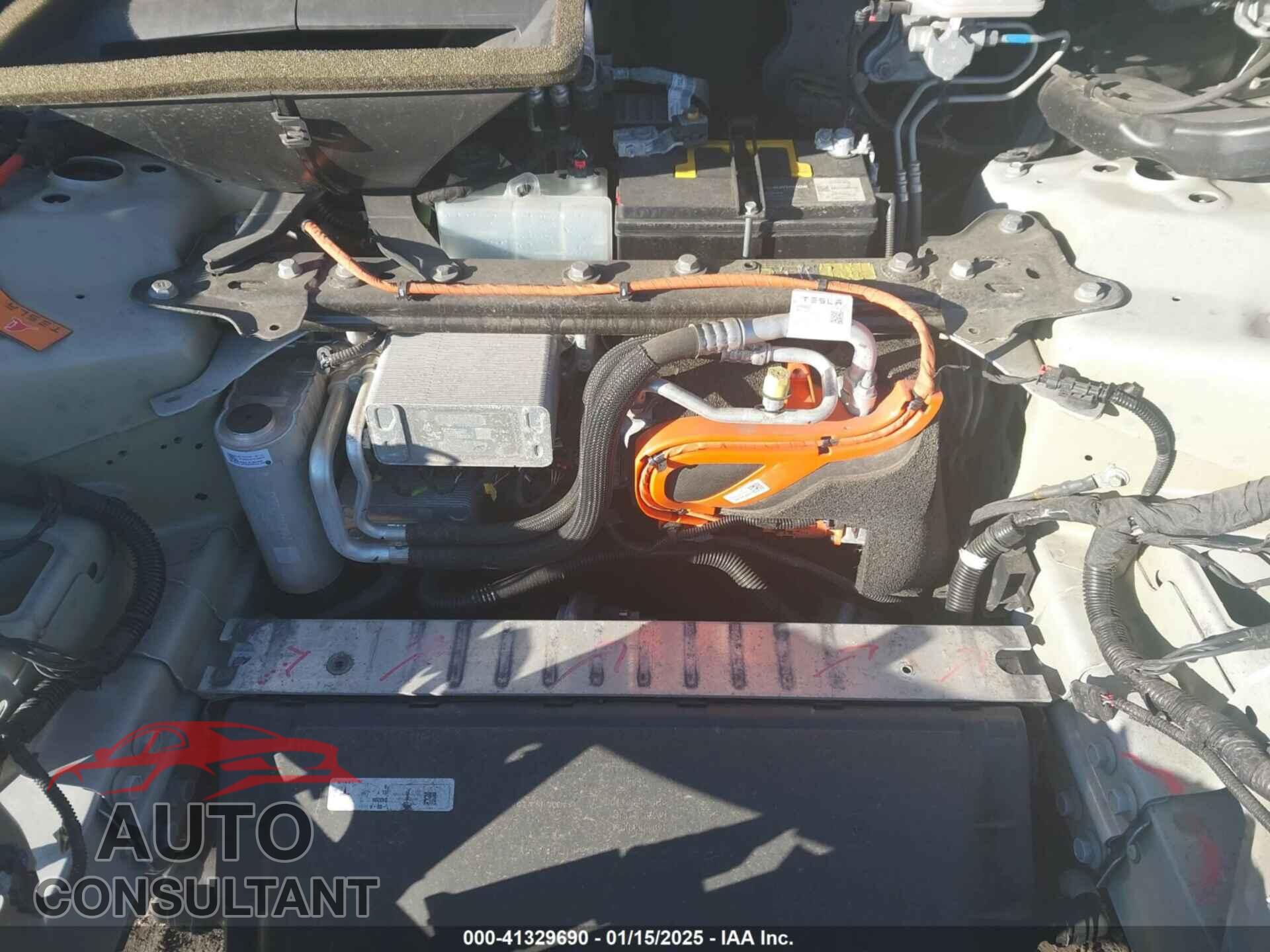 TESLA MODEL Y 2021 - 5YJYGDED4MF109554