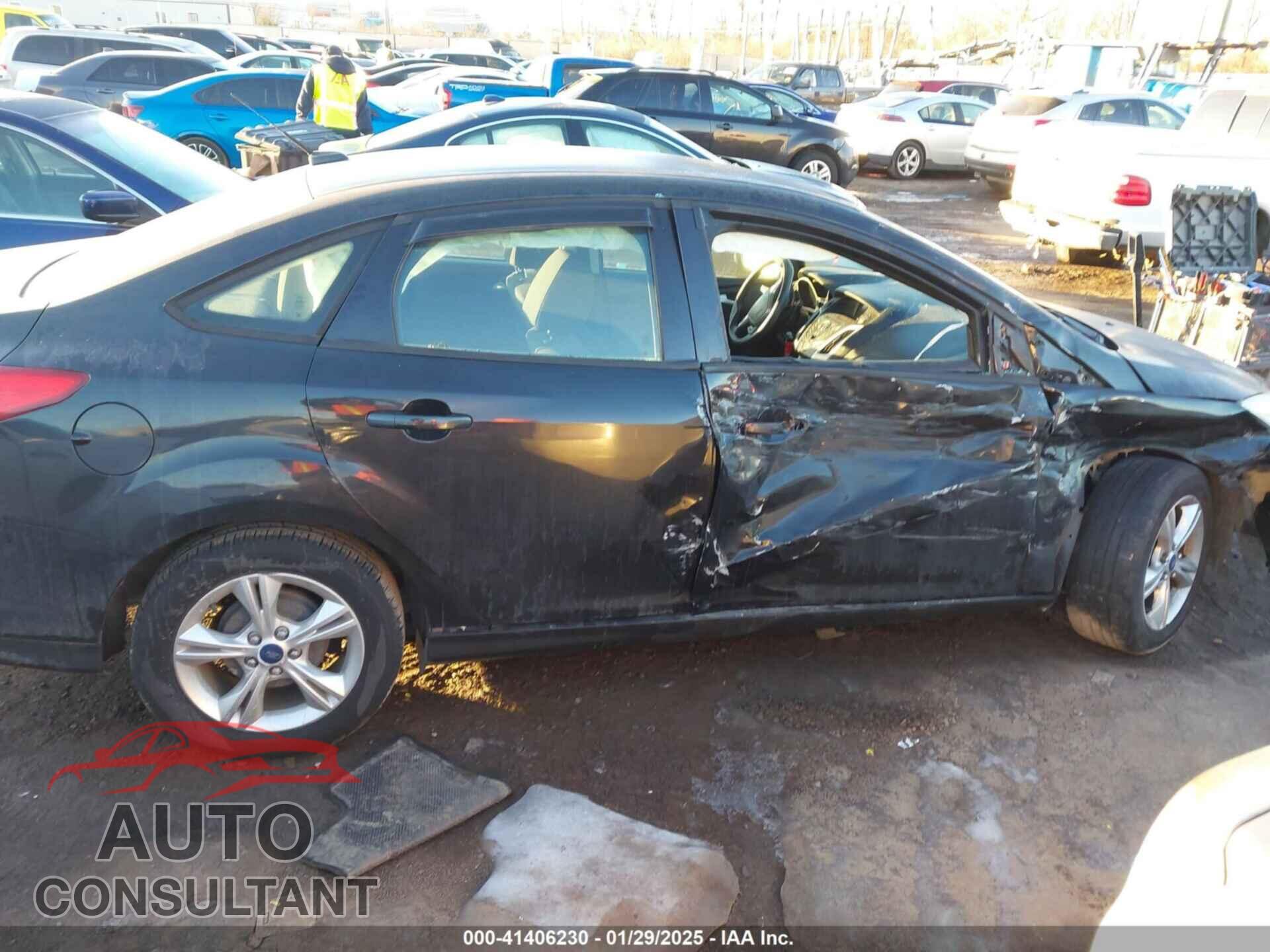 FORD FOCUS 2013 - 1FADP3F21DL312717