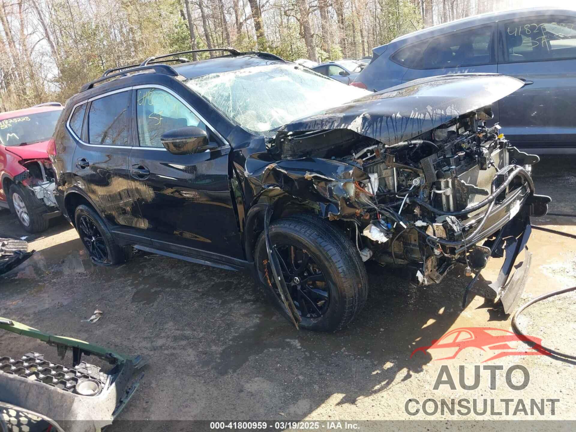 NISSAN ROGUE 2017 - 5N1AT2MV0HC814099