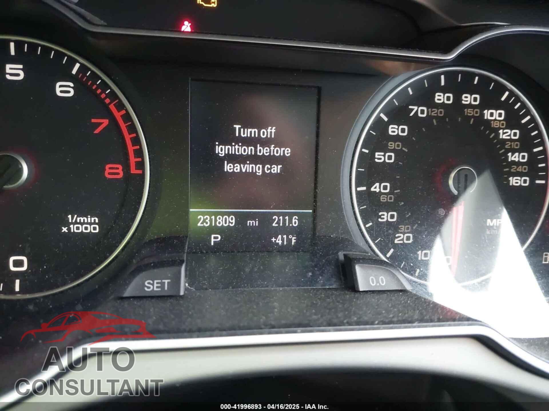 AUDI A4 2013 - WAUFFAFL0DN027172