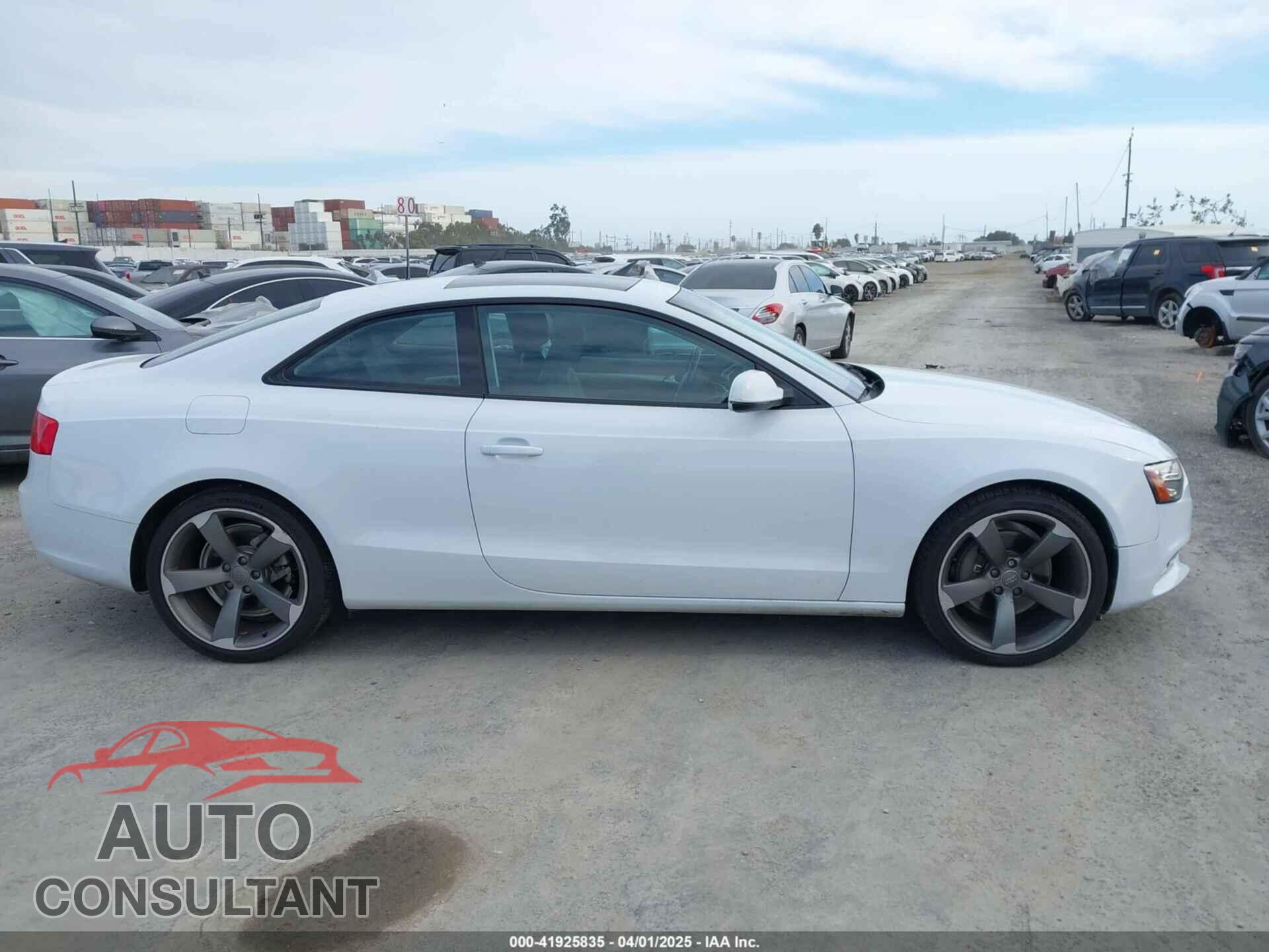 AUDI A5 2014 - WAULFAFR1EA009649