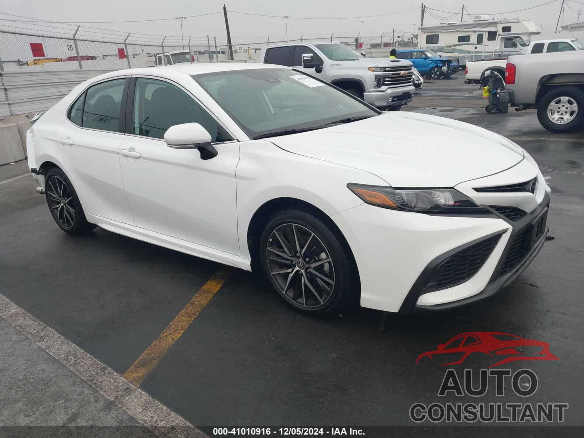TOYOTA CAMRY 2024 - 4T1T11AK0RU914508