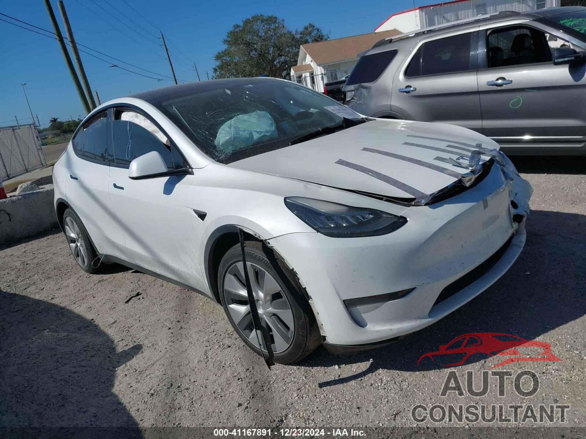 TESLA MODEL Y 2020 - 5YJYGDEE0LF039753