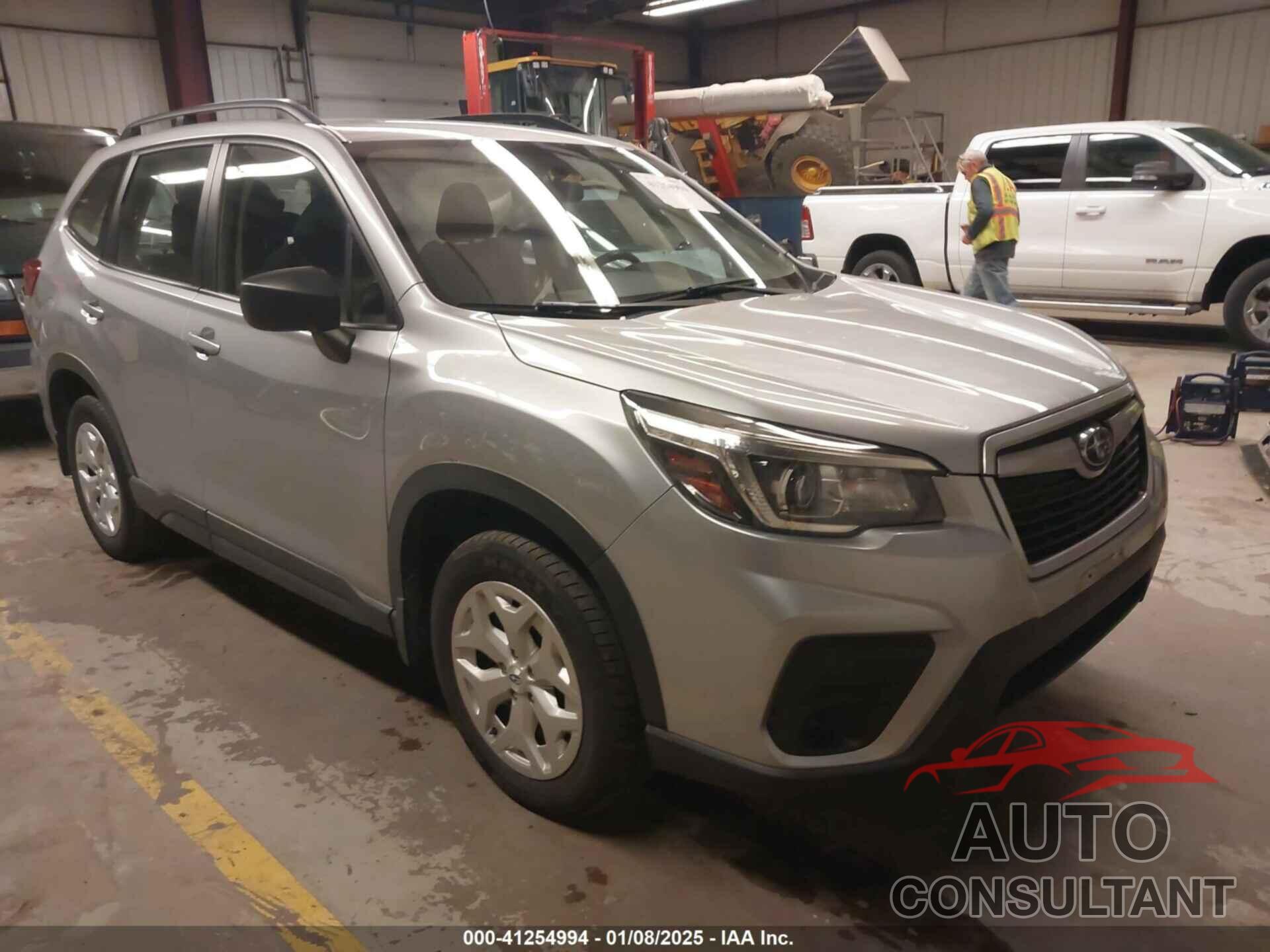 SUBARU FORESTER 2019 - JF2SKACCXKH415945